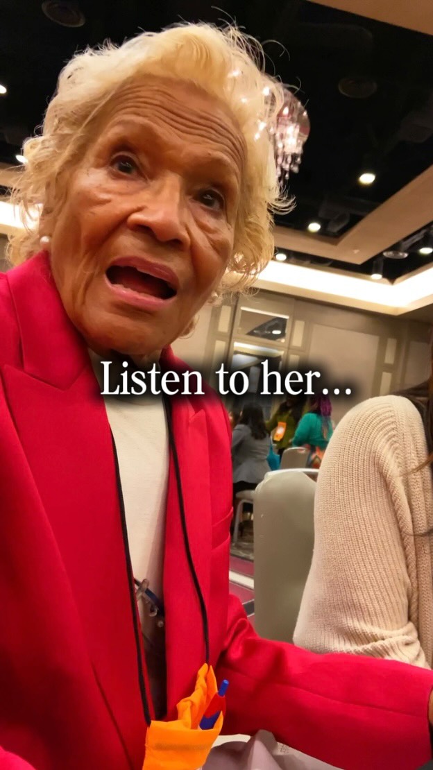 This is the reminder so many of us needed: don’t let anyone talk you out of your power, your path, or your potential, at any age.
💛 Send a heart if that hit.