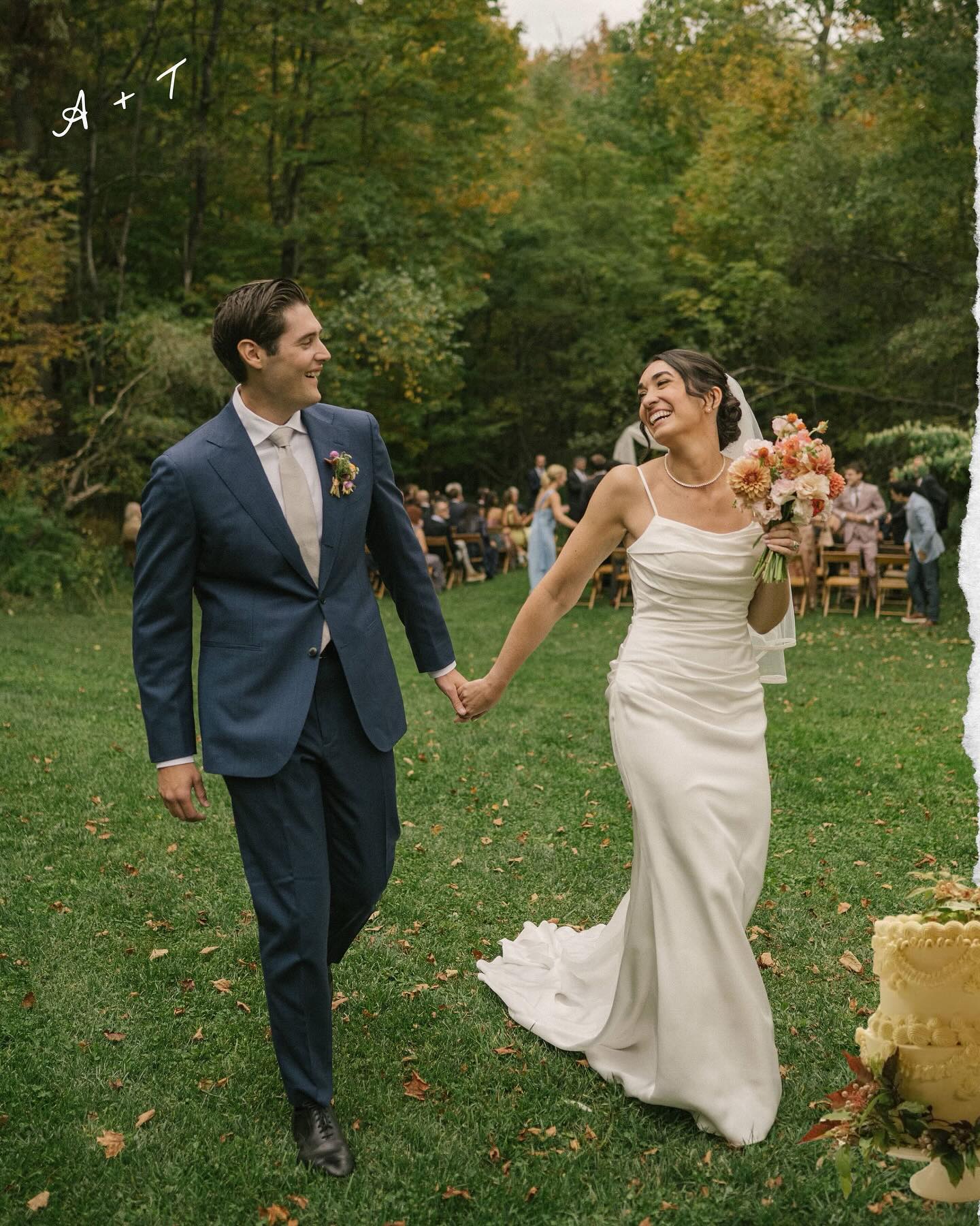 Love stories will never cease to amaze me. ❤️
A+T stepped right out of a Jane Austen novel as they married in the perfect fall meadow and danced the night away in the dreamy warm glow of the candlelight.
I am beyond grateful for the opportunity to open up the brand new lodge @hotellilien and get to work with an incredible team of vendors who all put their beautiful touches on this special day!
We love you A+T! 🫶
Venue: @hotellilien @the_revelry_cooperative
Catering: @home_grown_meals
Photography: @meadowlarkstills
Florals: @flowerscout
Rentals: @columbiatentrentals
DJ: @_juneevents_
HMU: @luxhairstudioweddings
Cake: @home_grown_meals
Key words: upstate New York, wedding planner, upstate New York venues, boutique hotels, boutique wedding planning, wedding planning, 2026 weddings.
#hotelilien #upstateny #weddingplanner