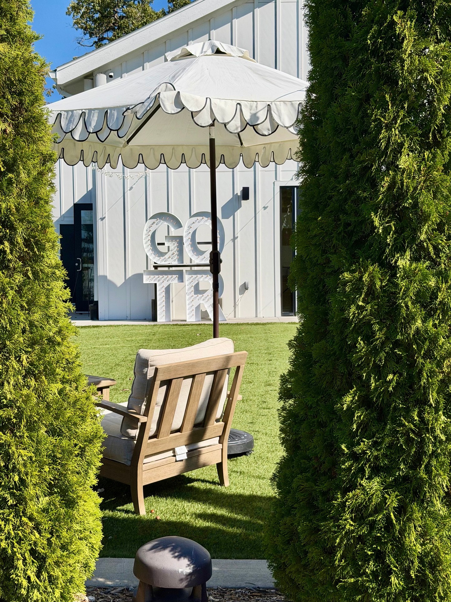 We were proud to light up the Girls on the Run Sneaker Soirée again this year (3rd year straight) with a fun stacked display for an incredible night of inspiration, style and community impact.
https://www.iowaglowco.com/