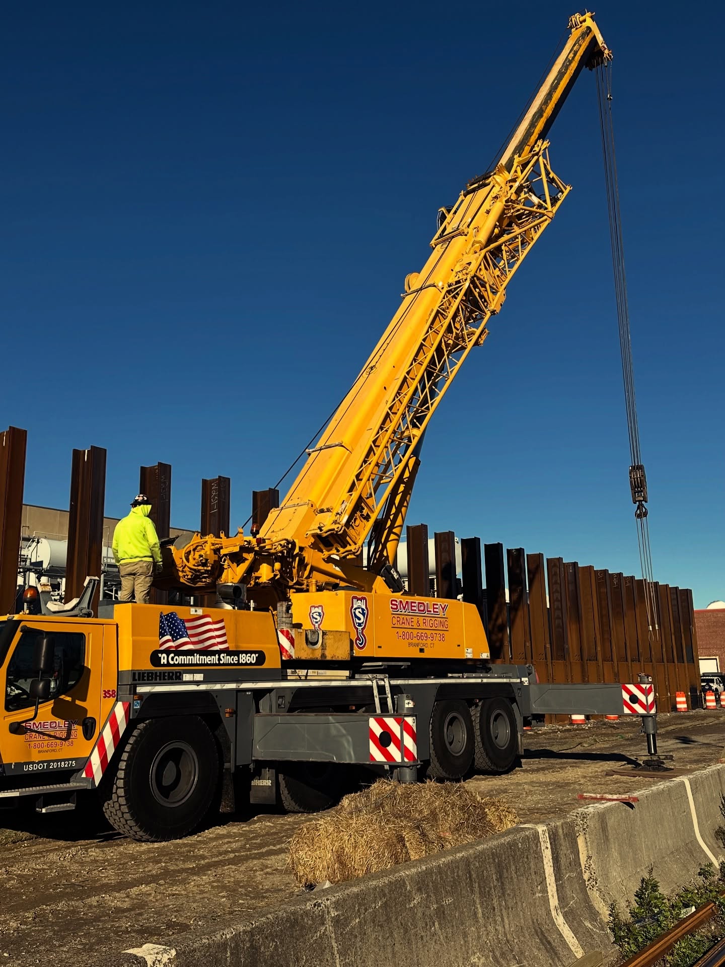 A Few Shots from Last Friday in Bridgeport! 🏗️📸
Here’s a look at some highlights from our job down in Bridgeport last Friday. From setting equipment to coordinating heavy lifts, the Smedley crew was hard at work keeping the project moving safely and efficiently.
Another day, another job done right.
📞 203-315-6066
🌐 smedleycrane.com
#SmedleyCrane #BridgeportCT #CraneAndRigging #HeavyLifting #OnTheJob #ConstructionLife #Since1860 #JobDoneRight