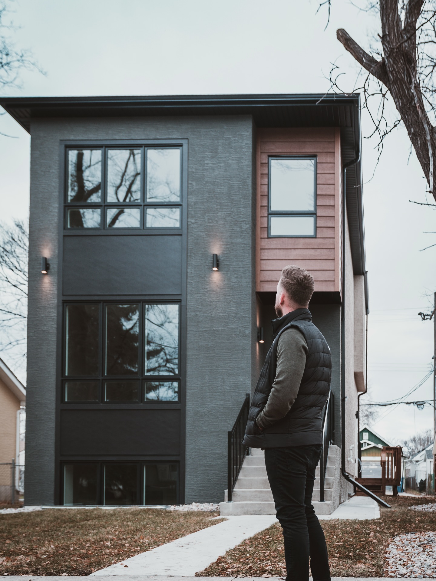 From framing to the finishing touches, I’ve been here every step of the way. Standing in front of the final product is always the best part.
Built with quality, built to last by @urbanridgehomes
#UrbanRidgeHomes #InfillProjects #CustomHomeBuild #QualityCraftsmanship #WinnipegRealtor #ModernInfill #BuiltRight #newhomeswinnipeg #winnipeginfill #winnipeginfilldevelopment #infilldeveloper #winnipeginvestmentproperties #winnupegduplex #winnipegrealestateagent #newbuildswinnipeg #infill #winnipeg