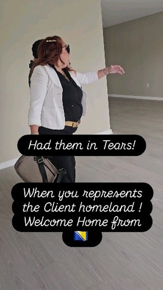 Realtors: Your clients deserve a moment they'll never forget
I personalized this closing day balloon bouquet for this beautiful Bosnian couple and she was in tears- the good kind
Let me help you make Every handover special!
#realtorlife
#closingday
#Bosniancouple
#homesweethome
#realtorgift
#personalizedballoons
#dobrodoslikuci