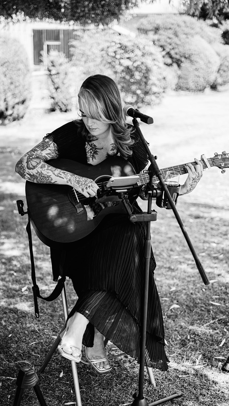 This moment after Chloe and Ryan’s exit was so joyous. I struggled to keep it together watching these family members embrace. No words needed - just a big hug.