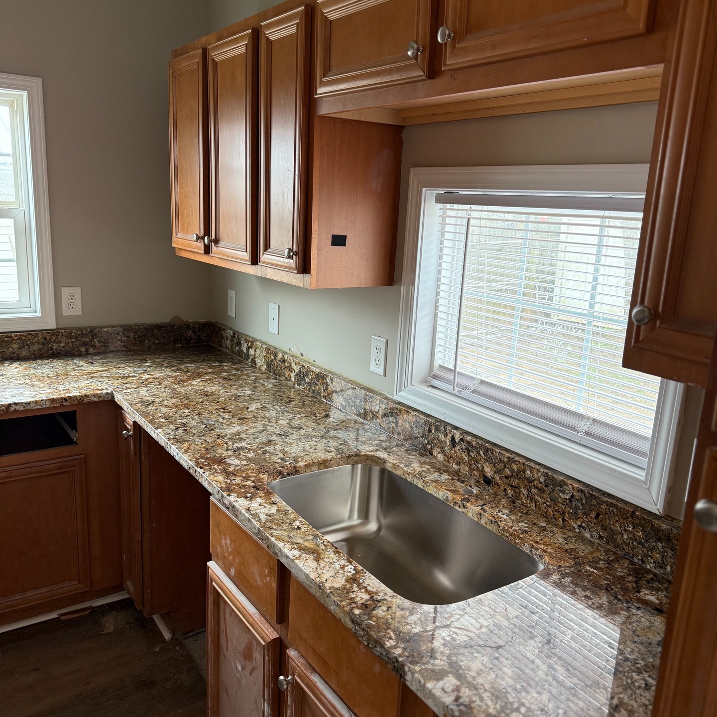 "Add instant style and long-term value to your home with Lexington’s most trusted name in stone—MGM Stone Creations. Custom countertops done right."
👉 #LexingtonCountertops #MGMStoneLexington #LexingtonKY #CustomCountertopsKY #QuartzCountertops #LexingtonKitchenRenovation #LexingtonDesignExperts #HomeImprovementKY #LuxuryHomesLexington #KitchenVibesKY