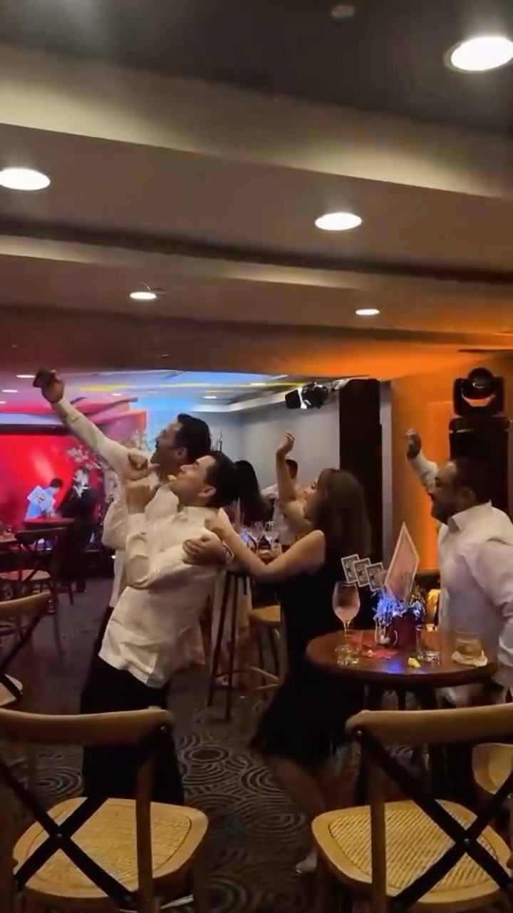 Producir un evento es vibrar con el concepto para generar experiencias memorables.
Felices de ser parte de una noche mágica, diseñada para @terpelcol ¡Promotor de la mejor energía! ❤️