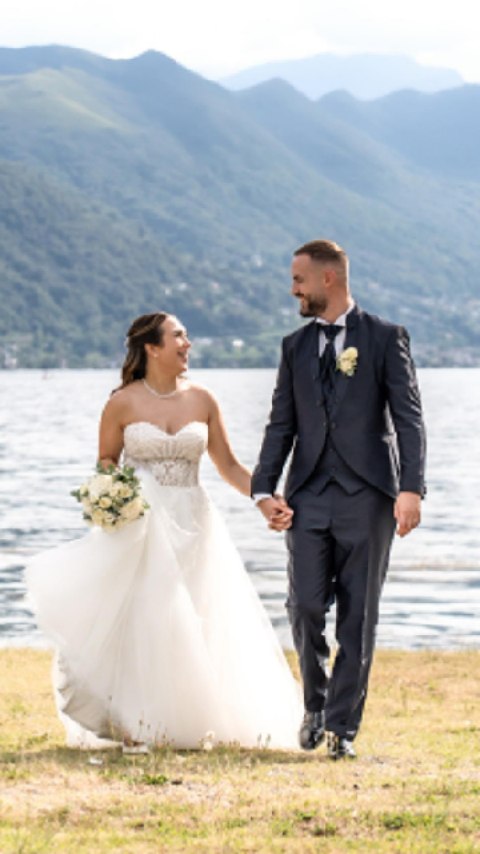 Dal primo sguardo all'ultimo ballo ...Tamara e Mijo un giorno meraviglioso ❤️ 🇭🇷🇨🇭
@tamara.s_ds
@mmstude
@stilfotowedding
🎥📸
#Stilfotowedding#FotoMatrimonio
#VideoMatrimonio#FotografoMatrimonio#WeddingPhotographer
#WeddingVideographer
#MatrimonioinSvizzera
#ItalianWedding
#RomanticWedding#LoveStory