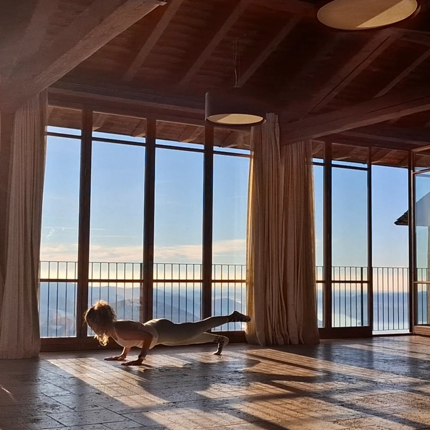 Back to normal teaching schedule-
Mondays bodyart and topstretching
Wednesday unisport
Thursday pilates zurich and Bewegungswelt
Friday Renova.
See you on the mat (or reformer 😊)
#moveyourbody #moveurbody #pilatesteacher #reformerpilates #yogateacher