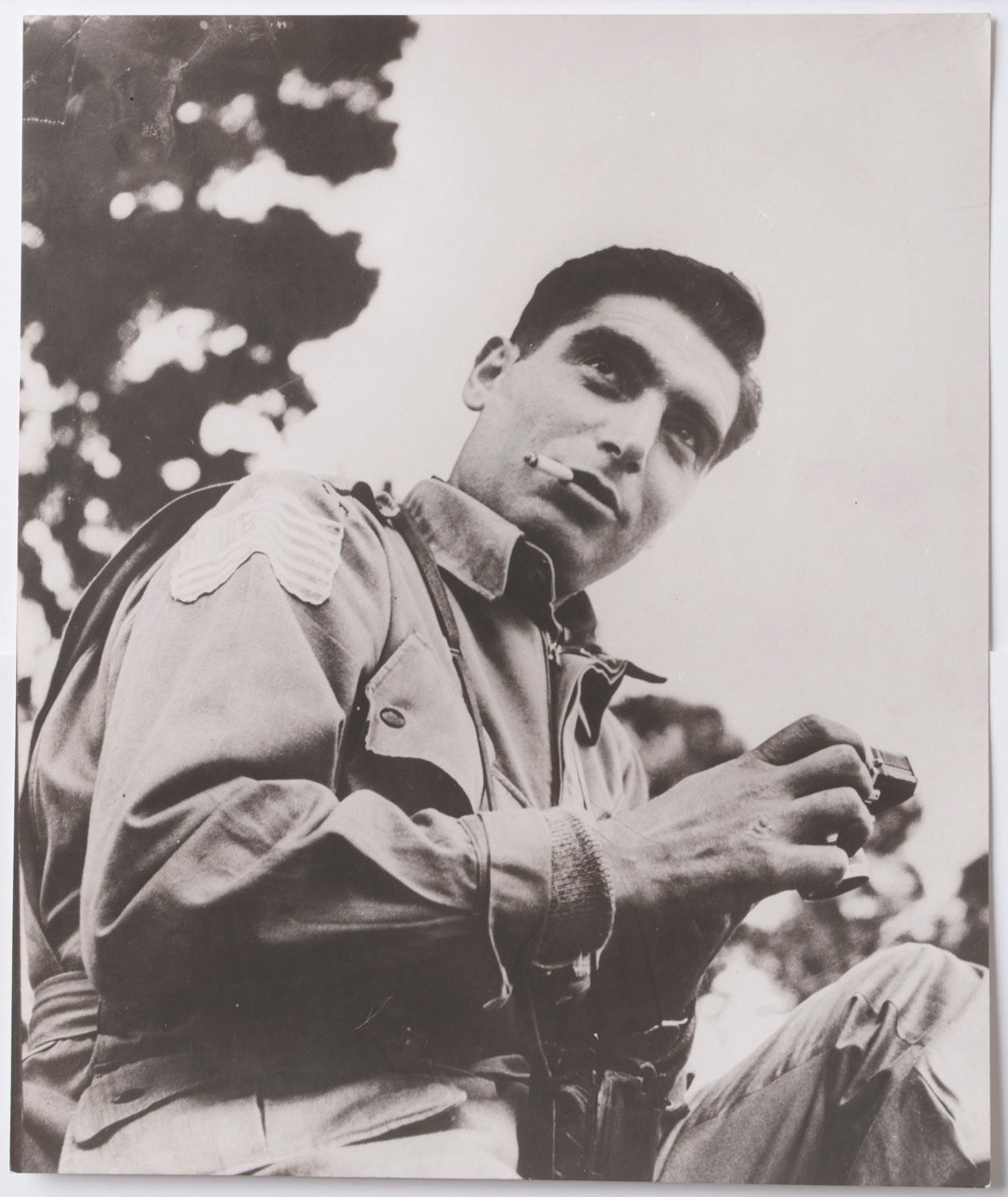 George Rodger is on display in the Summer Salon 2025
1-5pm until Sunday the 14 December 2025
George Rodger a self taught photographer who decided he needed to document #WW2. He made images so strong of the blitz that he was asked by Life Magazine to be a correspondent for the duration.
After the war he was a founding member of #Magnum. He was assigned to Africa. Where is photographs on the Nuba peoples are considered to be some of the most important images of indigenous peoples made in Africa. This photograph was made prior to the foundation of the agency. He along with Capa were documenting the taking back of Sicily in 1943. This image and the frames around it were used for obituaries, after Capa’s death by landmine in Vietnam in 1954 during the less famous war with the French.
#portrait #robertcapa #magnumagency #warphotography #hero #photohero #portraitofaphotographer #photographerportrait