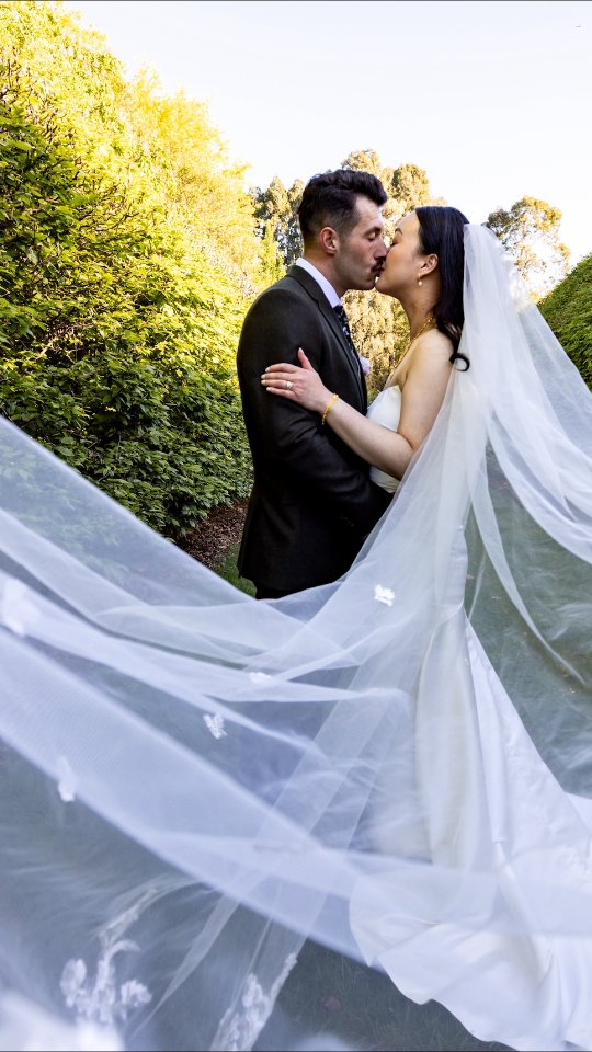 T R A N S F O R M A T I O N
Absolutely loved how this gown turned out. What a transformation!
Images by @cesphotographynz
So grateful to do what we do!
#alterations #transformationtuesday #weddingdress