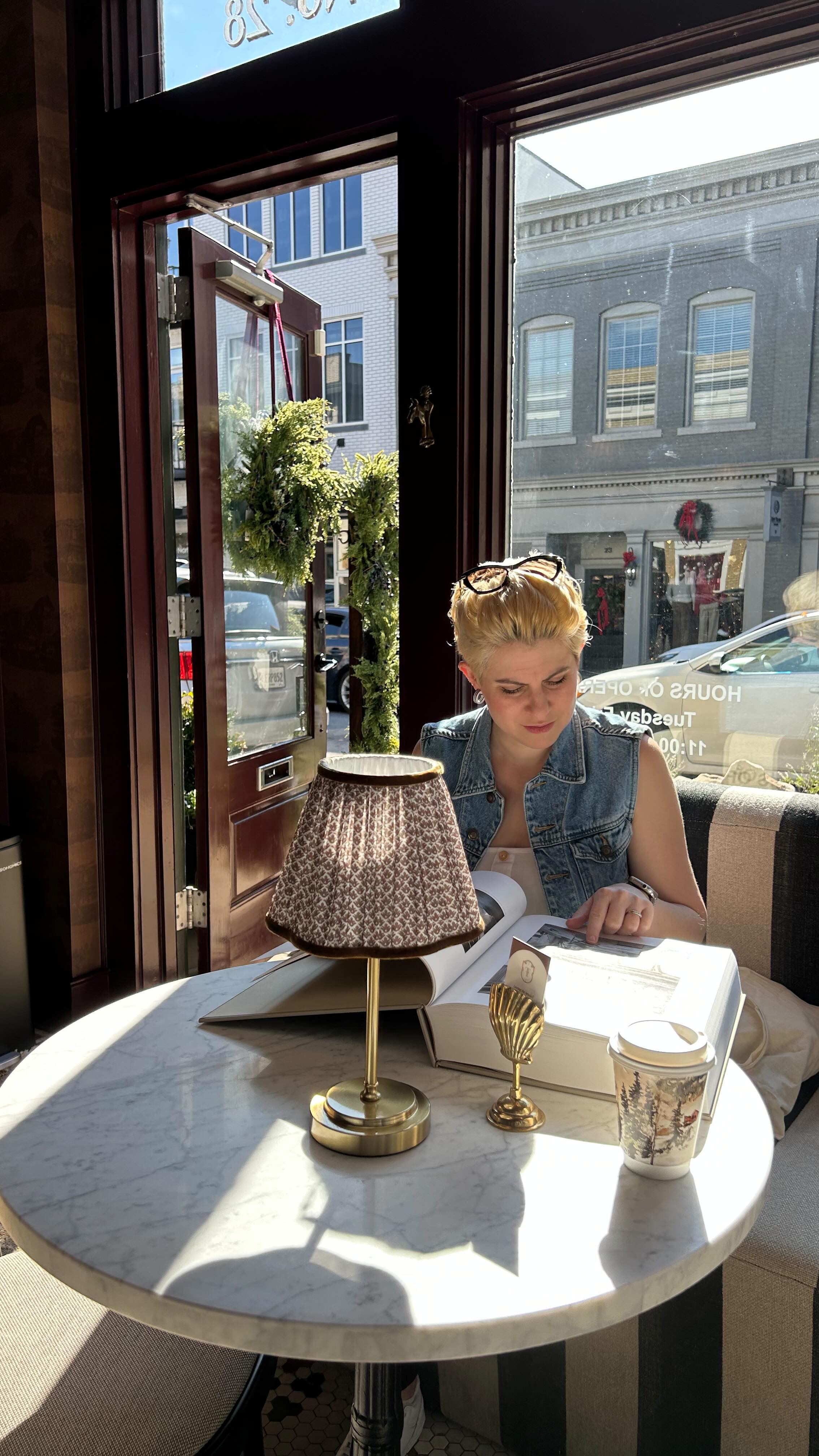 We enjoyed a day out today, getting freshly inspired by a new boutique in downtown Greenville, @thehouseofford . They really know how to create an atmospher, it was giving French bistro and we were loving every romantic moment!🌹
#yeahthatgreenville #greenvilledesigner #nowthenstudios #interiorinspiration #moodyandromantic #frenchbistrovibes #cafeboutique #homedecor #interiordecor