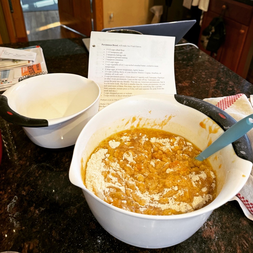 What do you do with a ton of persimmons? Make delicious persimmon bread! Grab some fresh persimmons from our 2025 harvest and give it a try. Let us know how you liked it!
https://eightgatesfarm.com/nc-honey-and-produce#persimmons
#eightgatesfarmproduce #persimmonbread #eightgatesfarmnc #ncproduce