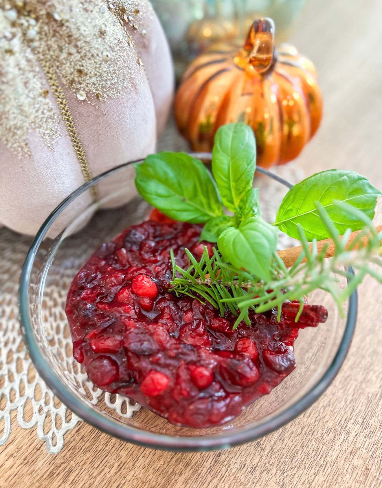 Thanksgiving is right around the corner and we’re all about bright, fresh twists on the classics! 🤍✨ From veggie-packed sides to lighter takes on your family favorites, there are so many ways to keep your holiday table delicious and nourishing.
What are some of your favorite holiday dishes? Tell us below and get inspired to make something a little healthier this year!
#EatPono #HolidayCooking #Thanksgiving #HealthyHolidays #EatWellLiveWell