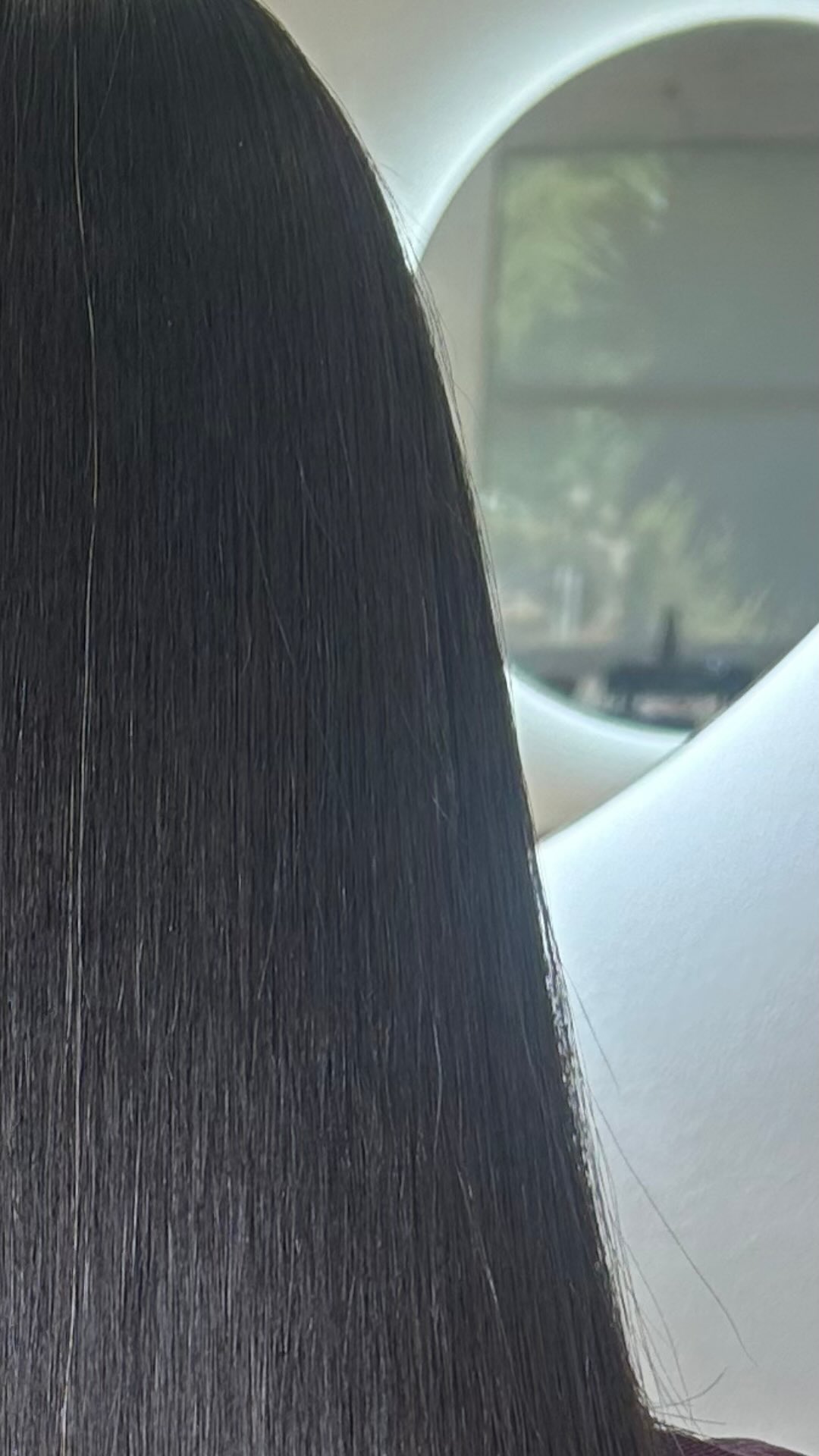 Unlock your hair’s full potential ✨
SASH Permanent Straightening doesn’t just smooth and tame, it nourishes, hydrates, and transforms your hair from the inside out.
Say goodbye to frizz and hello to silky, healthy, effortlessly manageable hair that shines every day.