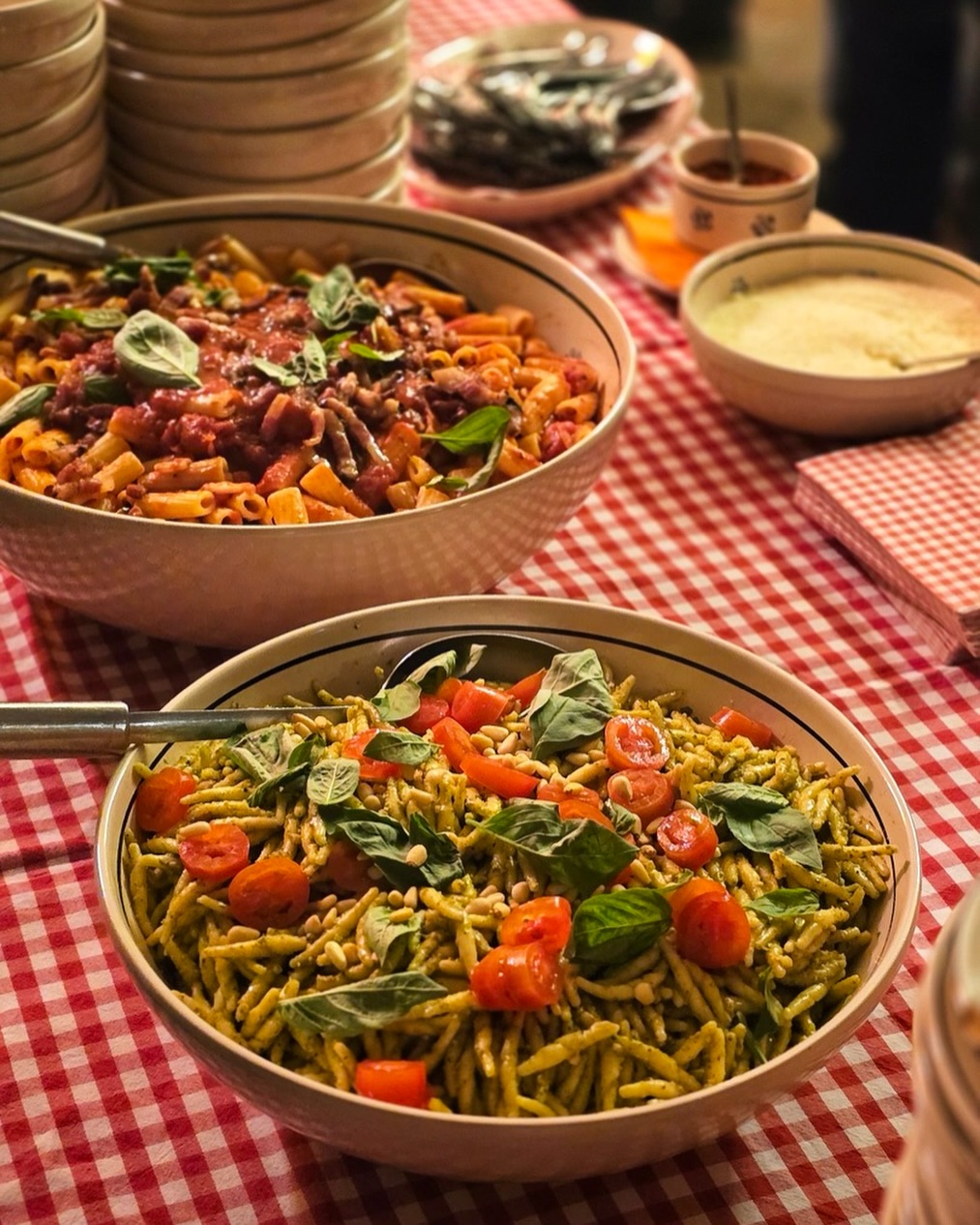 Your event, our pasta. Sempre buono. 🍝
#italiancatering #zurichcatering #pastalover #authenticitalian #zurichfood #eventcatering #pastaparty #madeinitaly