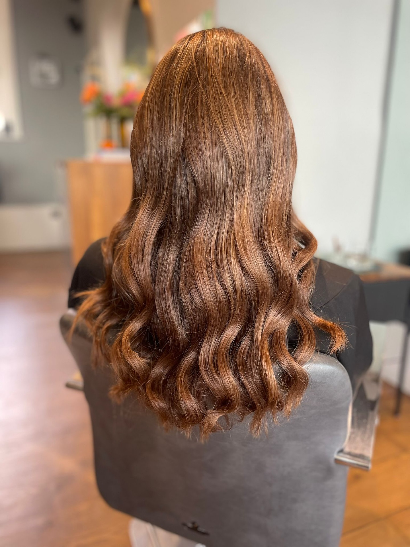 Gorgeous hair by our talented @zii_hair — stunning autumn tones for the season. ✨
Appointments can be made online. Link in bio.
.
.
.
.
.
.
.
.
.
.
.
#hairsalon #hairdresser #hairstylist #haircut #haircolor #balayage #hairtransformation #hairextensions #highlights #blondehair #brunette #hairgoals #hairideas #haircare #curlyhair #healthyhair #hairinspo #hairartist #hairstyling #hairlove #beauty #selfcare #glam #instabeauty #style #fashion #makeup #explorepage #fyp #beforeandafter