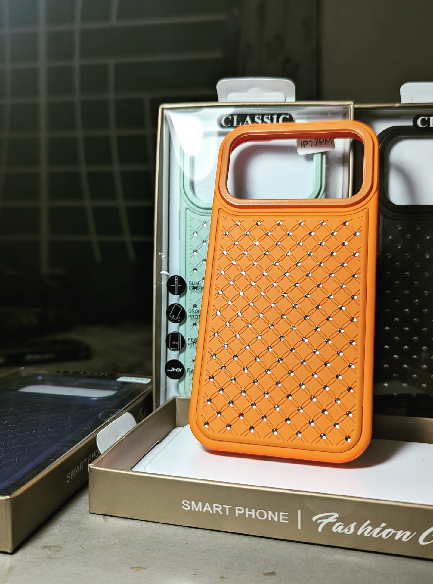 STOP SCROLLING. START SHINING.
Your iPhone 17 Pro Max deserves this glow up. Our Classic Fancy Stone Case is the ultimate blend of high-fashion texture and dazzling sparkle. Protection never looked this good.
🔥 Level up your luxury.
#iPhone17ProMax #BlingBling #FancyCase #NewAccessory #MustHave