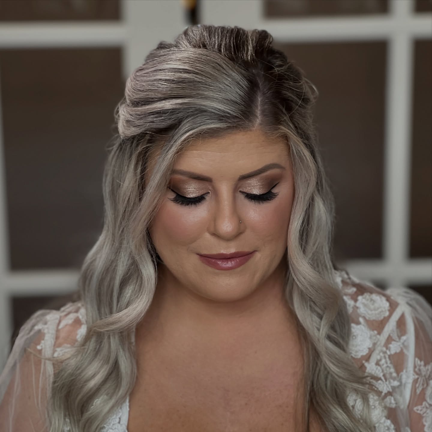 When the bride says bring the glam on! 🔥 Swipe for her before and after!
Artist Brittney
Stylist Haley