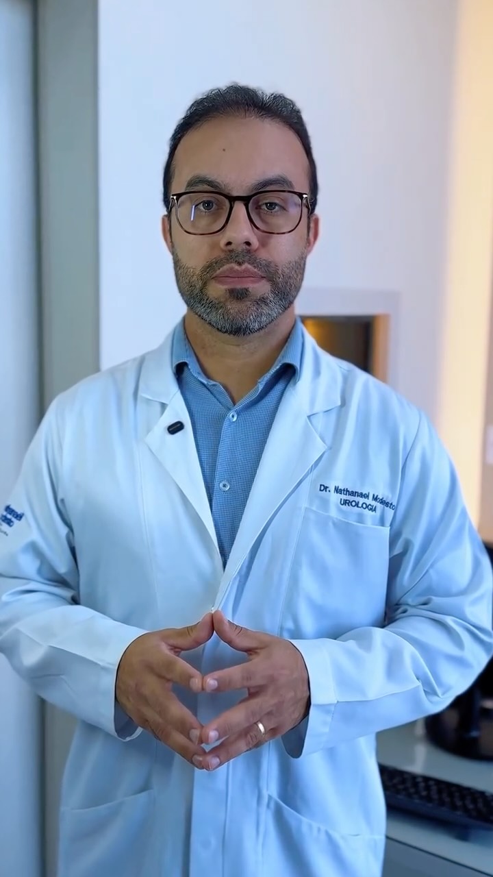 Novembro Azul não é só próstata. A saúde do homem é um universo muito maior!
Se você pensa que o urologista só cuida da próstata, está na hora de atualizar seus conceitos!
A urologia é a guardiã da saúde integral do homem. Em uma consulta de rotina, avaliamos diversos aspectos cruciais para sua qualidade de vida:
Cuidar da saúde é um investimento, não um gasto. Não espere um problema aparecer para procurar um especialista. O check-up anual é a sua melhor estratégia.
#urologia #saudemasculina #checkup #testosterona #disfuncaoeretil #sauderenal #novembroazul #drnathanaelmodesto
