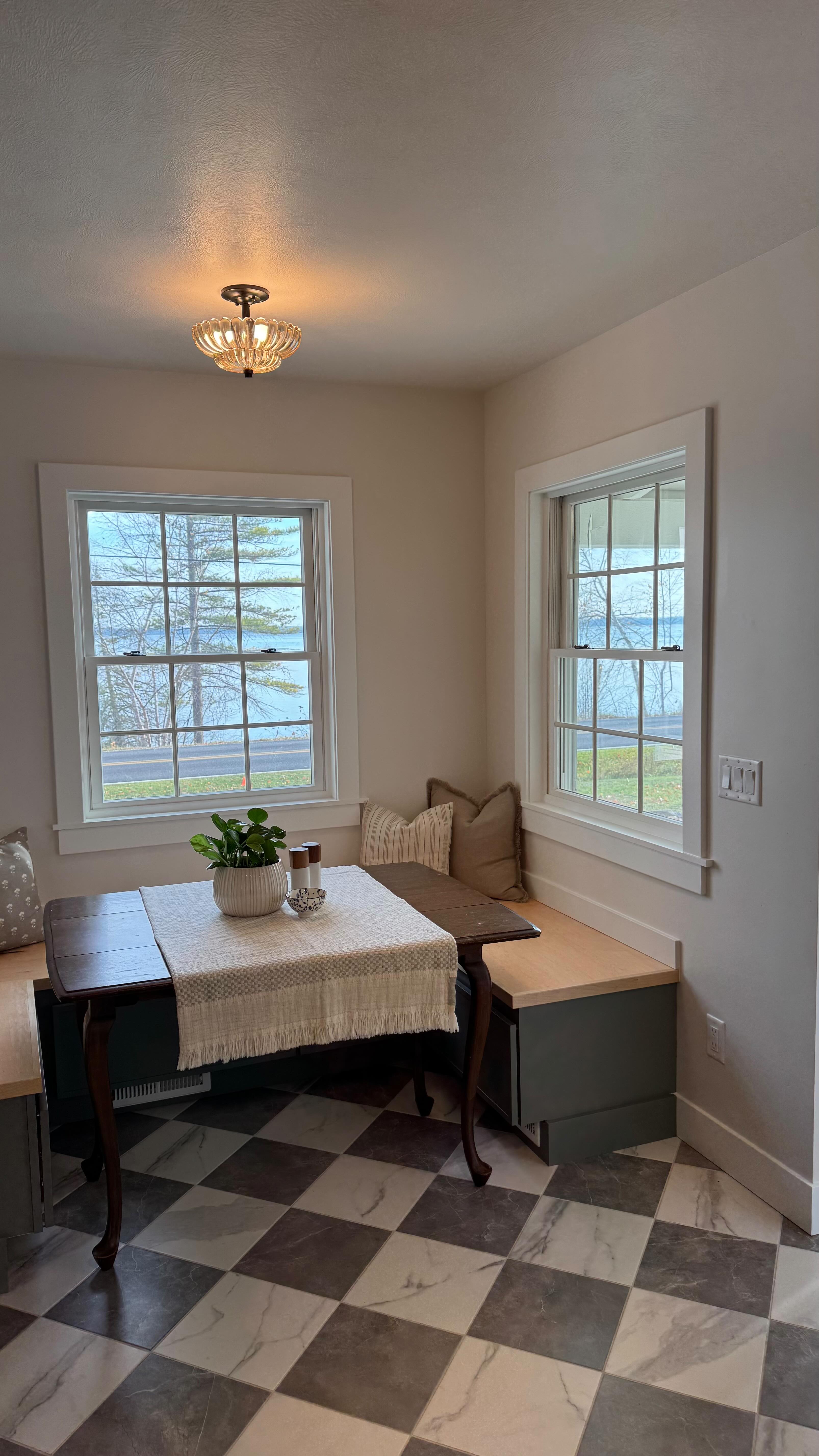 We are seeing LOTS of checkered flooring come back and we are HERE for it! Now this does not mean we need the real marble flooring that is way over budget, the tiles selected for this cottage were from Lowe’s! Making the green cabinets pop, and the space looking way more elevated, but your wallet happy💲🏁