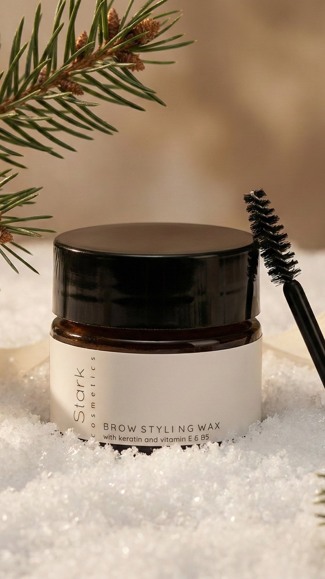 Dein Studio-Look für Zuhause – ganz ohne Chemie-Keule! 🌿✨
Unser Brow Wax holt wirklich alles aus deinen Brauen raus: Einarbeiten, Hochbürsten, fertig. Der Look hält den ganzen Tag! 🔒 und die perfekte pflegende Ergänzung nach einen Browlifting!
Das Besondere? Es ist Skincare für deine Brauen. 👇
💧 Mit Keratin, Vitamin E, Vitamin B5 und Bienenwachs
🚫 Keine Farbe, kein Fake-Look
✅ 100% Natur & Pflege (perfekt auch zur Nachsorge nach einem Lifting)
🎁 X-MAS SPECIAL: Aktuell schenken wir euch den Gratis-Versand zu Weihnachten! Der Link ist in der Bio. 🛒
👇 Frage an euch: Seid ihr Team „Bushy Brows“ oder mögt ihr es lieber ganz schmal und definiert? Schreibt’s mal in die Kommentare!
#augenbrauen #browlifting #browlaminationathome #augenbrauenformen #beautytipps #makeuphacksdeutsch #cleangirlaesthetic #browgel #browwax #natürlichekosmetik #beautyhacks #augenbrauenroutine #drogeriehaul #beautytrend #weihnachtsgeschenke #starkcosmetics