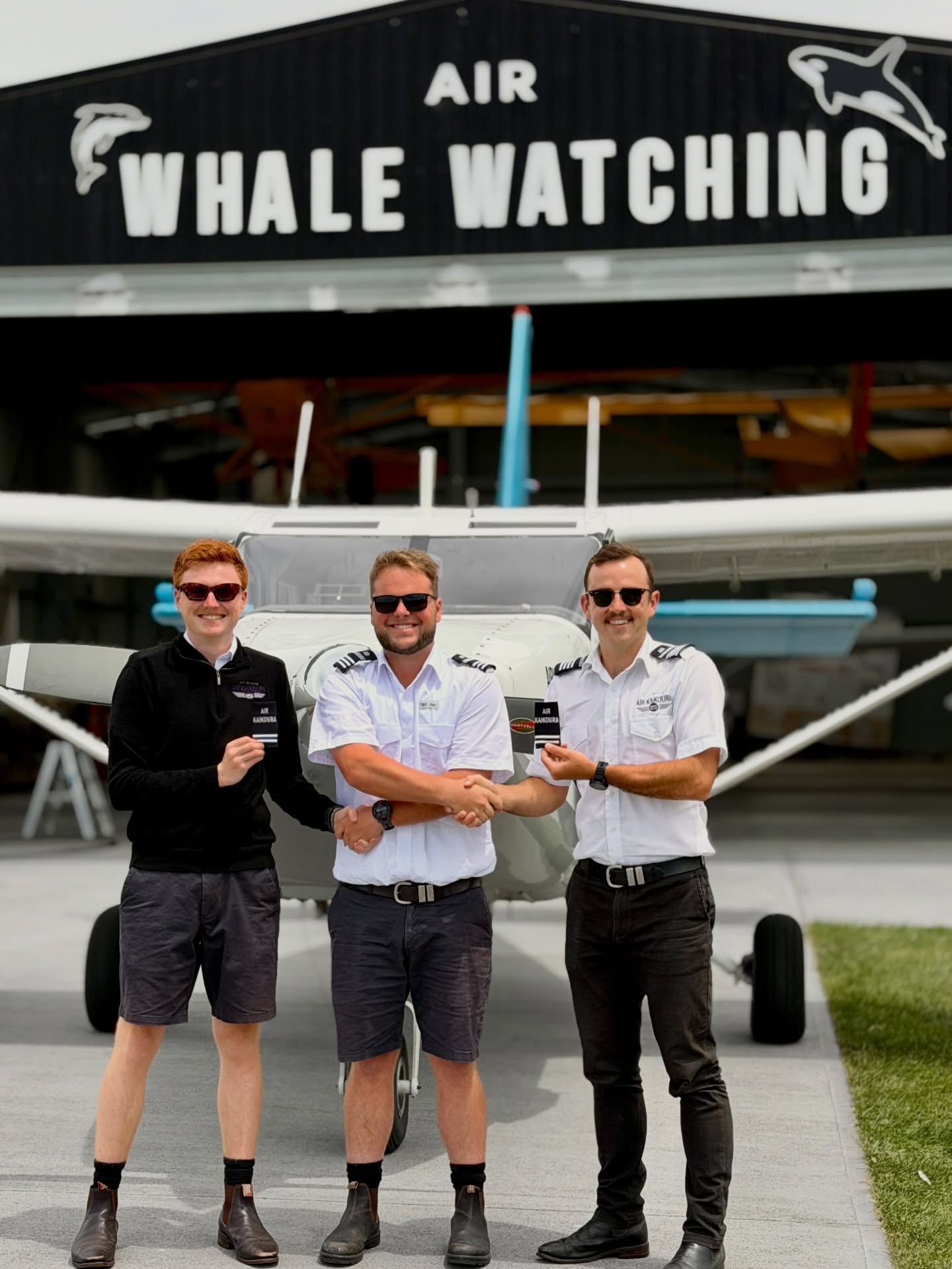 Epaulettes earned 🎉
Presented by Alex and Ben, these epaulettes mark Ethan’s official sign off as a whale watching pilot 🐋
Flying is challenging at the best of times, but add in multiple aircraft, on water vessels, DOC regulations, and the responsibility of protecting our marine mammals, it takes a whole new level of skill ✈️
Ethan can’t wait to show you beautiful Kaikōura from above ✨🙌🏽