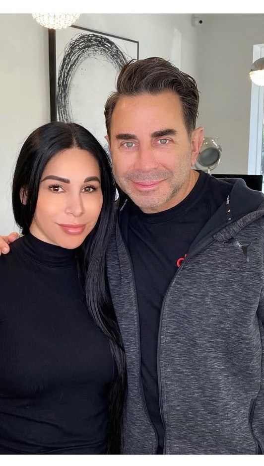 Being featured on Botched on E and doing Dr. Paul Nassif’s eyebrows was a career moment I’ll always be grateful for. He’s known worldwide for fixing botched plastic surgery, so being personally chosen and trusted by him meant a great deal to me.
Grateful for the opportunity, the experience, and the reminder that staying committed to your craft truly matters.
Thank you to the Botched team and Dr. Nassif for the trust.