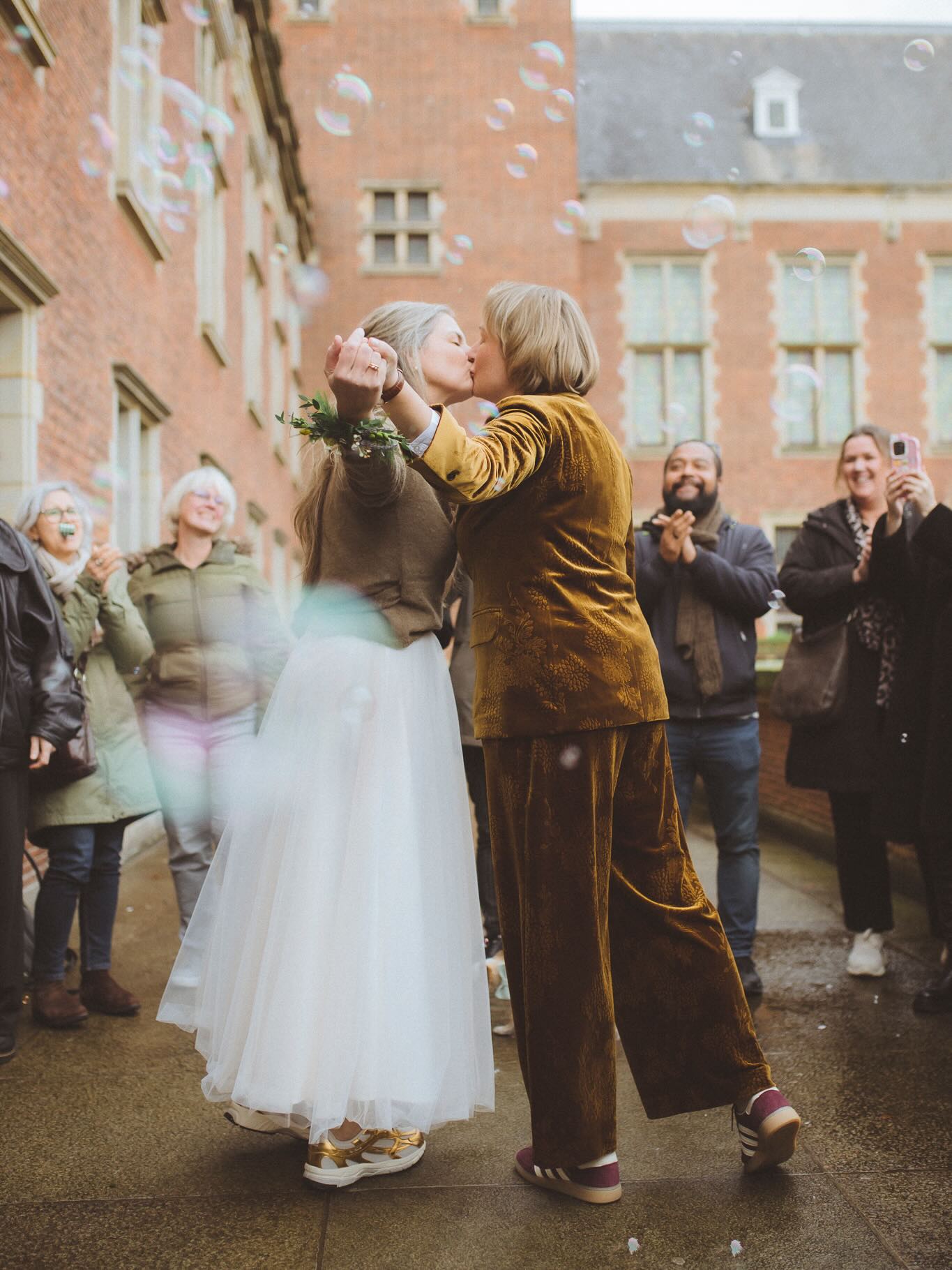 Vandaag: Laura en Rianne ♥️
✎………………………………..
.
.
.
.
.
.
.
.
.
.
.
.
#bruidsfotografie #bruiloft #leiden #helenaandsisters #trouwen #trouwen2025 #liefde #bruiloftinspiratie #centrumleiden #stadleiden #leidenatadvanontdekkingen #love #2025