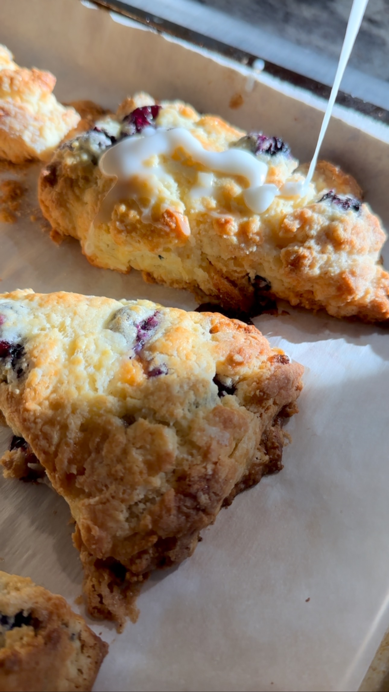 Sometimes we bake.
Lemon drizzle on warm scones just makes sense.
#TripleSmoke