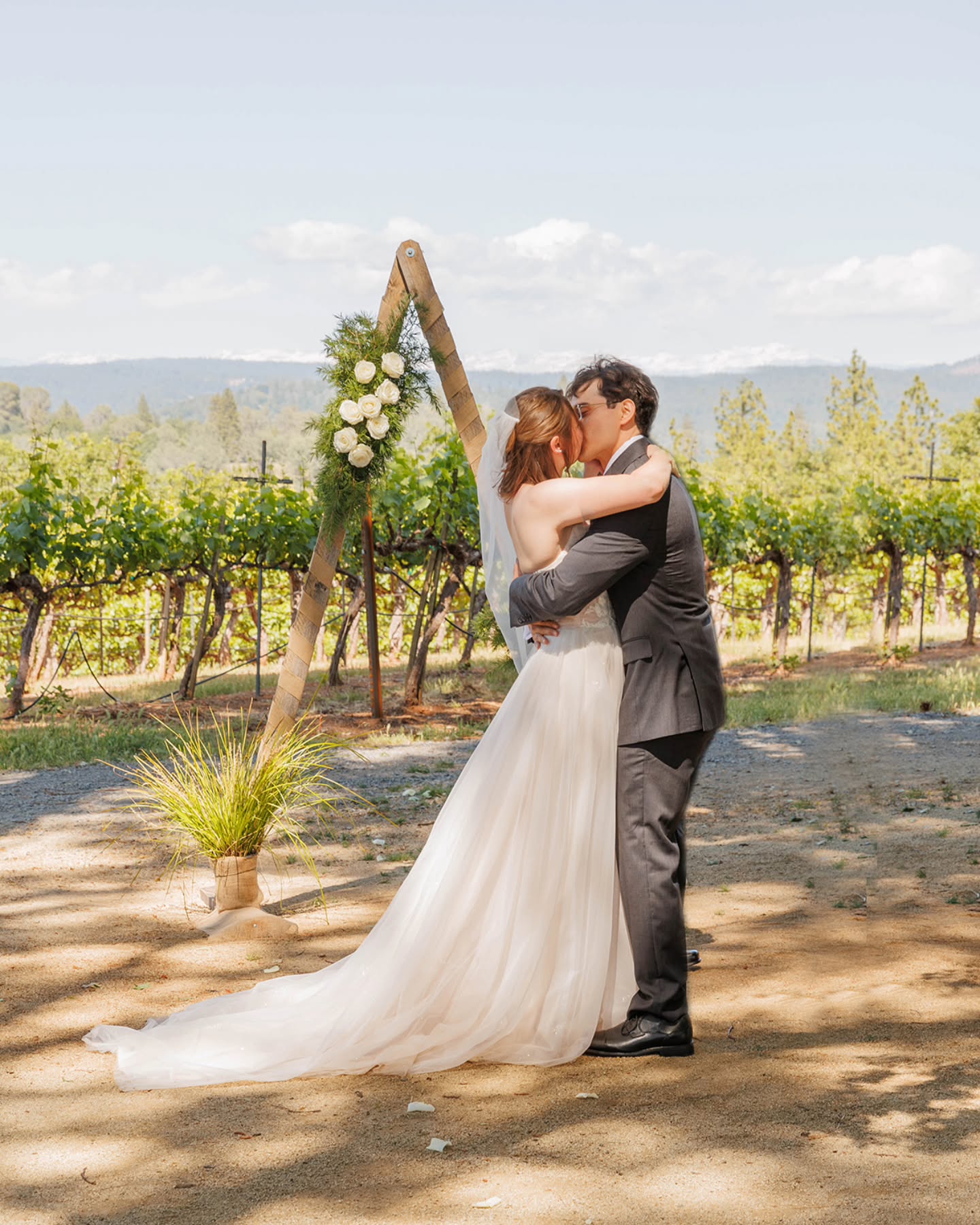 Day 23: is this not the most beautiful backdrop for a wedding? This was only the 2nd wedding to ever take place at this venue!
#CherishTheMomentPhotography #SacramentoPhotographer #sacramentoFamilyPhotography #sacramentoWeddingPhotography #sacramentoNewbornPhotography #HighQualityPhotography #CaptureTheMoment #SacramentoEvents #LightFilledPhotography #NaturalStylePhotography
#sacramentophotography #Sacramentopride #sacramento #norcalphotographer