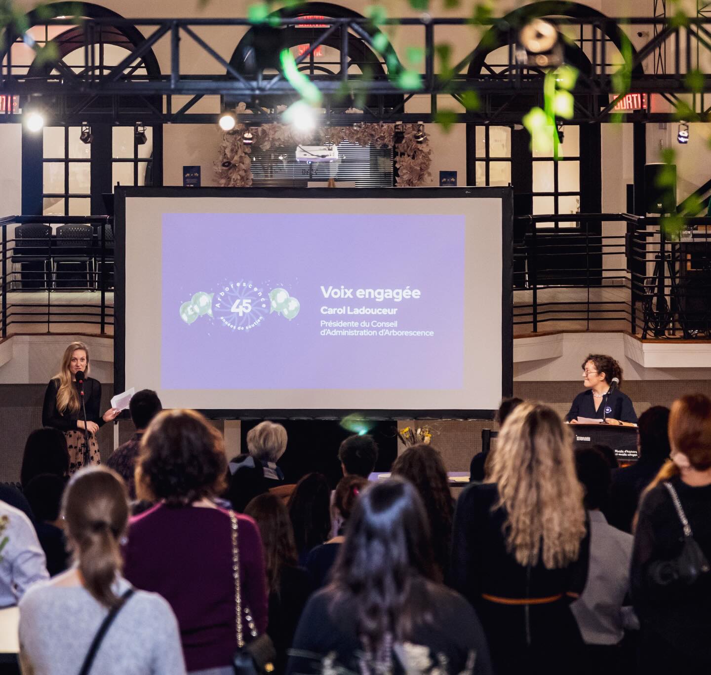 Souvenirs de nos 45 ans fêtés au Musée du Fier Monde. 🩵
#celebration #anniversaire #45ansdesoutien #arborescence