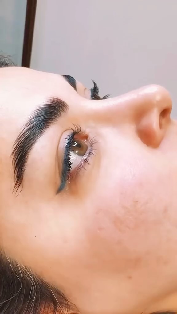 Lash Lift + Tint – NOW $69 🔥 (Normally $90)
Black Friday special ✨
Natural curl, open eyes, and zero maintenance for 6–8 weeks!
DM to book or tap the link in bio.