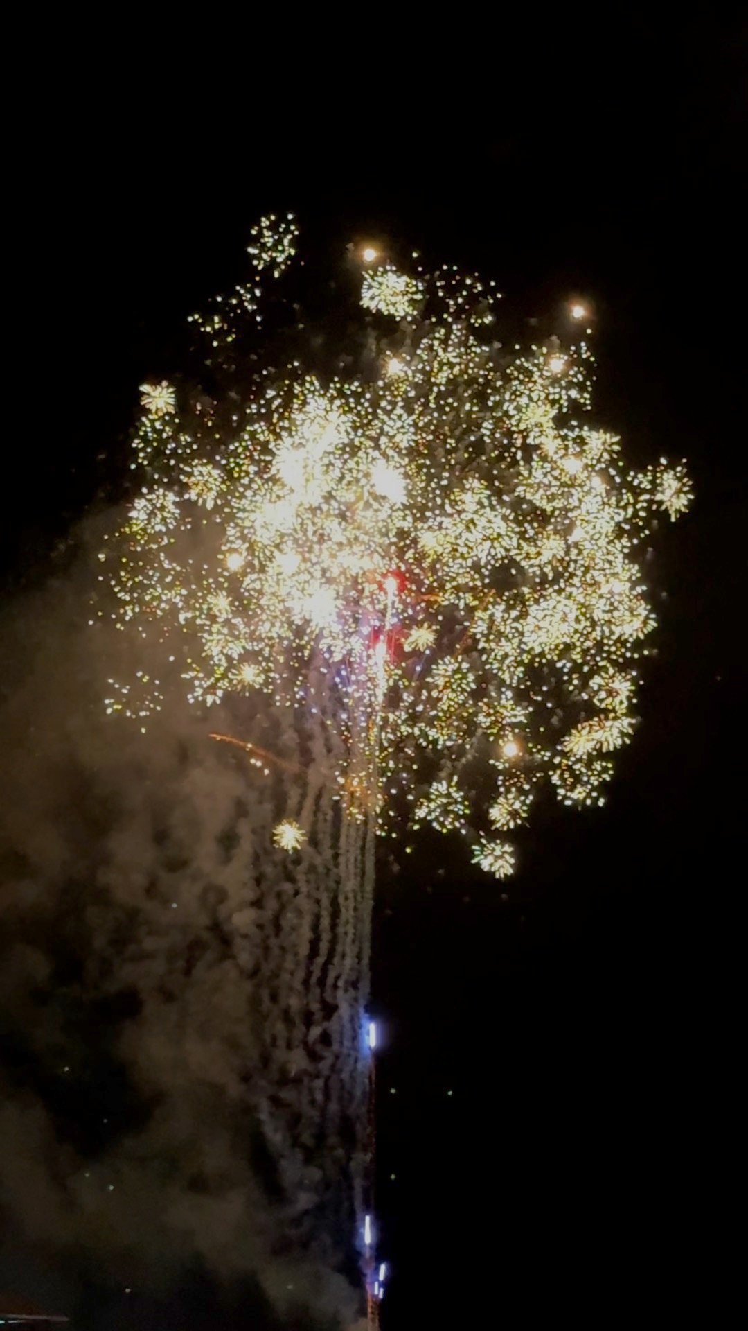 Cheers to new beginnings, radiant moments, and endless sunshine! ✨
Wishing you a bright and joyful New Year from all of us at Sunlight Hotels & Resorts. 🥂