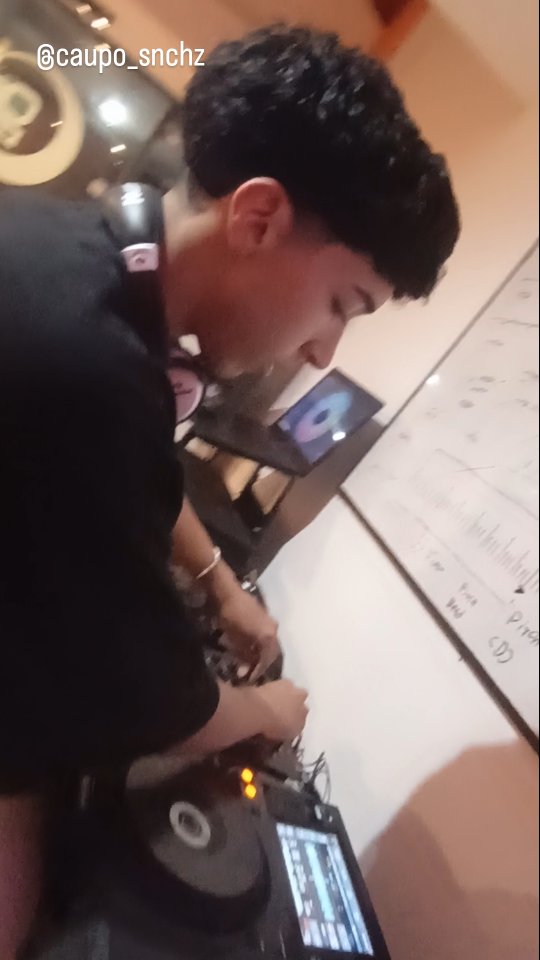 #CursosDJ2025
#ProduccionMusical2025
#AprenderDJ
#DJCordoba
#CursosCordoba