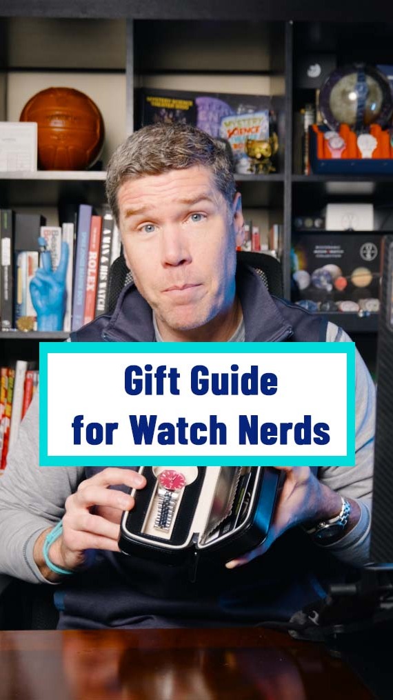 WATCH NERD GIFT GUIDE (small biz too!)
We talked about our favorite gifts from small businesses, now it's time for one for the watch collectors.
DESK CLOCK
@solabs.co has a fun retro vibe desk clock – Layer 3.1
STRAPS AND INFO
@tony_traina has a great site call @unpolishedwatch and cool straps
WATCHES
@erebus.watches and @vostradesigns
WATCHBOX
We make this 6 slot travel box, many of you have seen at the shows
BOOK
@therealrhondariche has a book called Watch Spotting: The Collectors
#shopping #smallbusiness #chicago #shopsmall #giftideas #holiday #local #watchfam