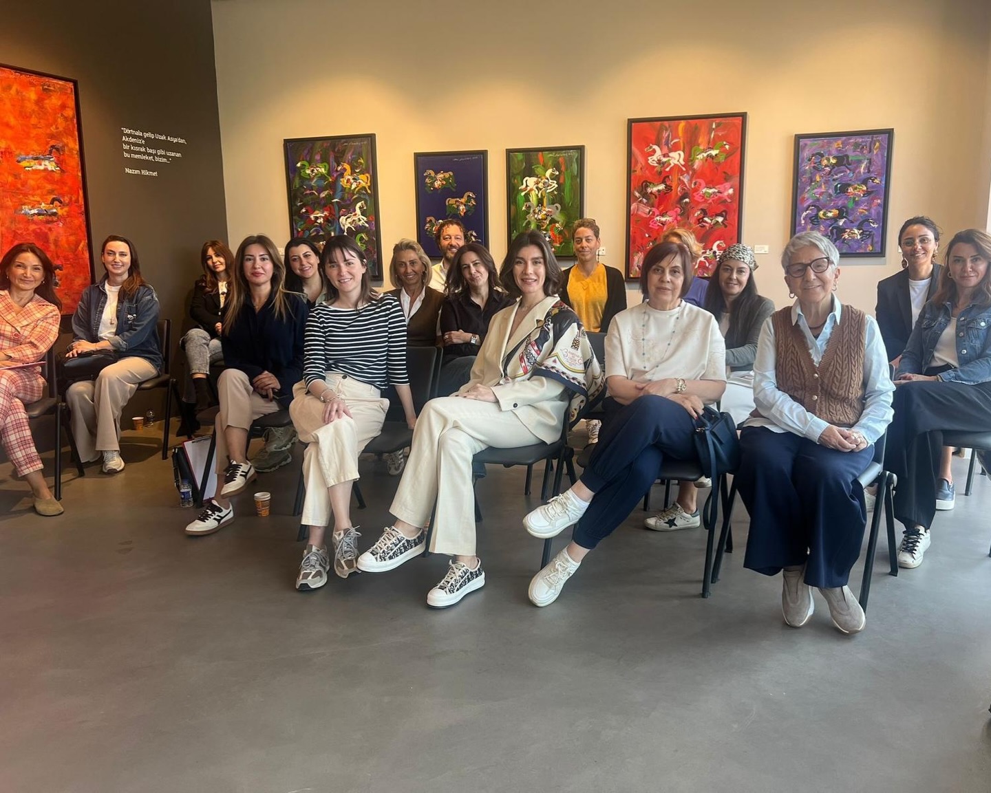 Alpek Sanat @alpek_sanat ve Collectors’ @collectors.tr iş birliği ile gerçekleştirilen “Sanat Tarihinde Semboller” konu başlıklı buluşmamızın sabah grubuna sevgilerle! 🤍