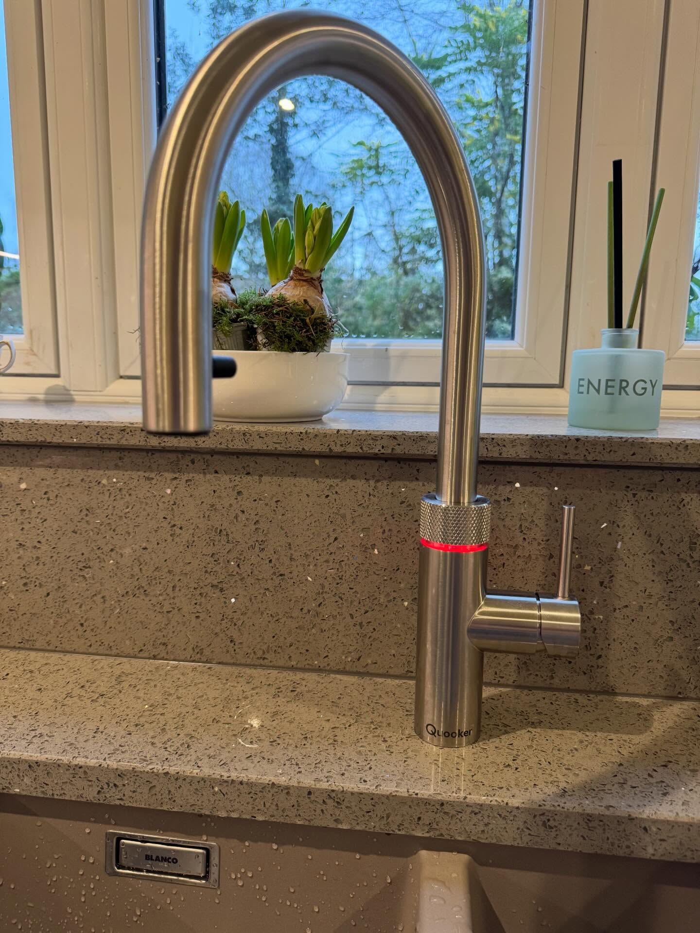 Quooker tap! π°
The ultimate kitchen game-changer.
100βC boiling, filtered, chilled, still and sparkling water.
Ditch the old tap and upgrade to Quooker without needing a new kitchen!
Ready to level up?
Contact us to find out more.
π 07872969853
βοΈ ashleyking@ashwood1.co.uk
#quooker #plumbing #ashwoodkitchens #coffee #boilingtap