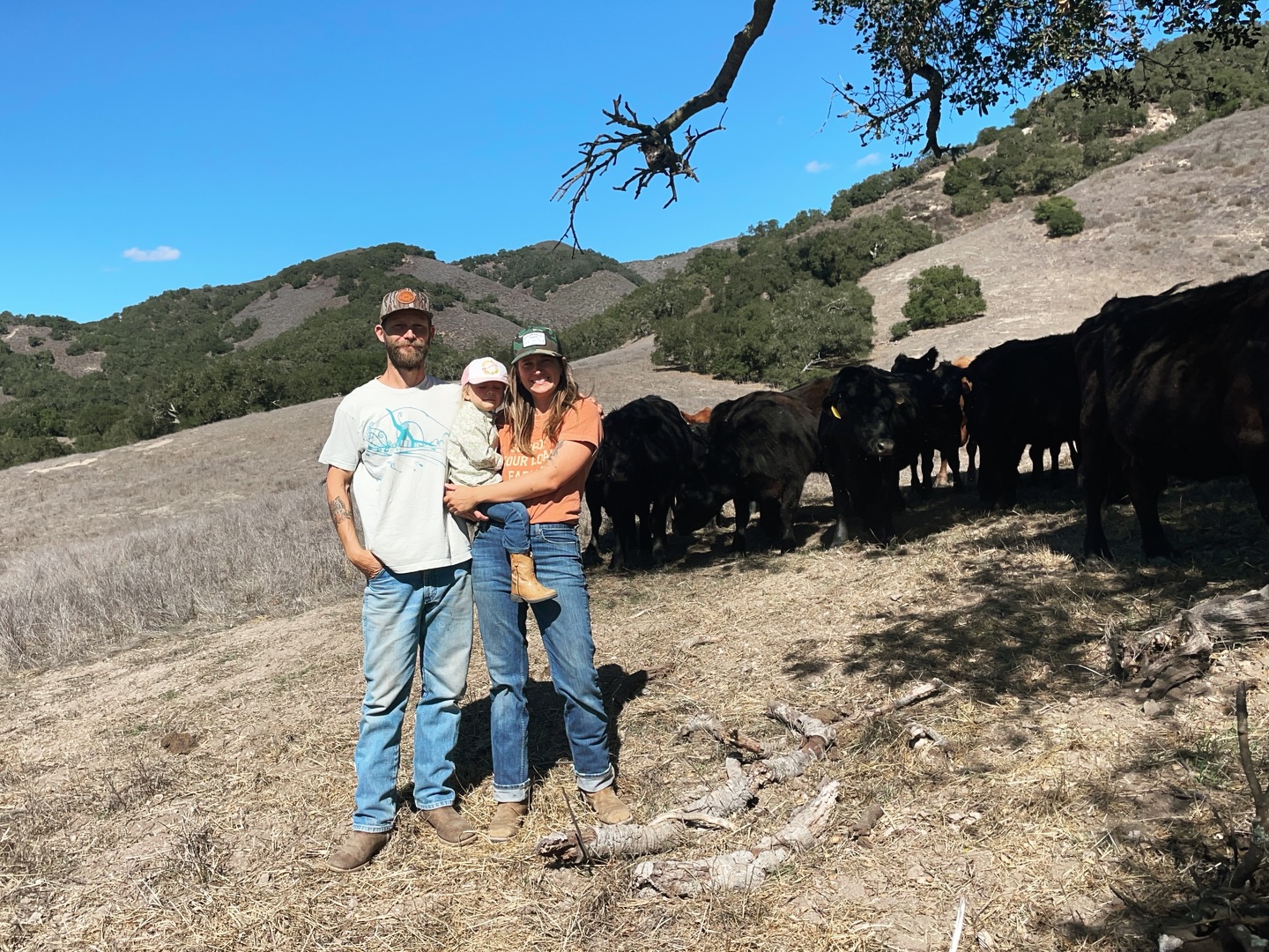 Happy Small Business Saturday! Weโre Alex, Kelsey, and Josie Karol, the little family behind Outlaw Valley Ranch. Thanks for all of the support this year! Donโt forget, all products on the website are 20% off for only 2 more days! Use code SHOPLOCAL20 โค๏ธ
#smallbusinesssaturday #local #shoplocal #sale #ranching #regenerativeagriculture #familybusiness #familyfarm #supportruraleconomies #centralcoast #santamaria #slocounty #sheepskins #wool