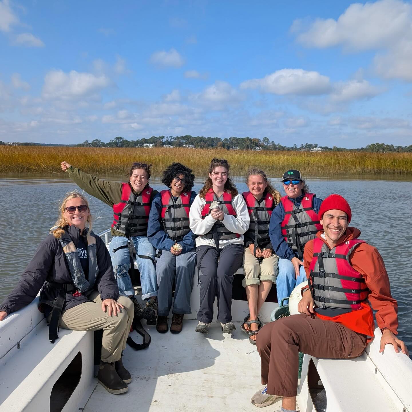 A fantastic group of Georgia Tech’s Urban Agriculture students joined us to learn about sustainable aquaculture! They witnessed an oyster’s journey from the wild, to the hatchery, to the farm, to the table, and back to the coastline!🌊🦪♻️🌎
Thank you to @gacoast.uga for partnering with us to have Captain Dodie Sanders take us out!
