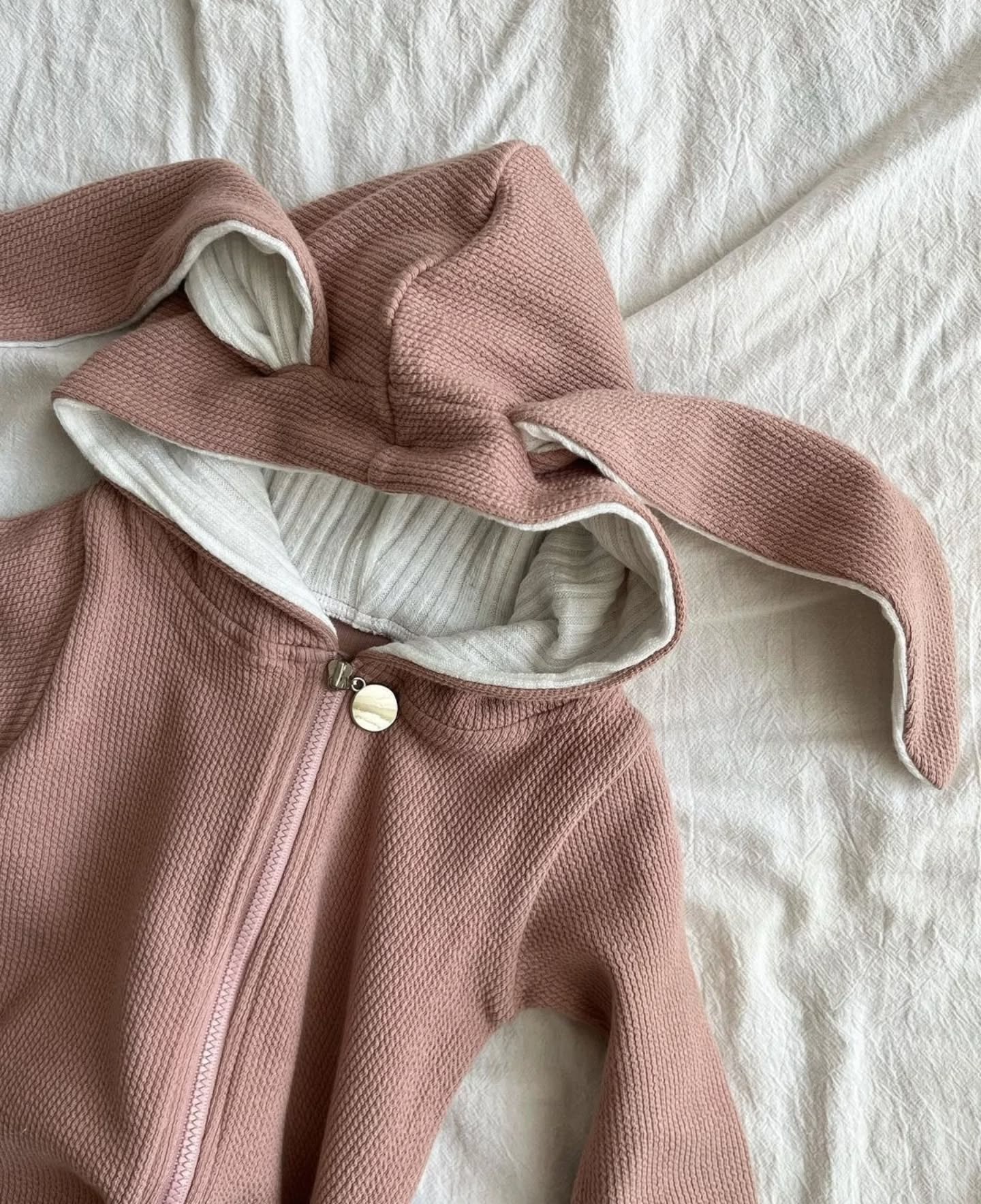 Our best seller LaLa Bunny suit is available in 3 colors
Pink/ grey /cream