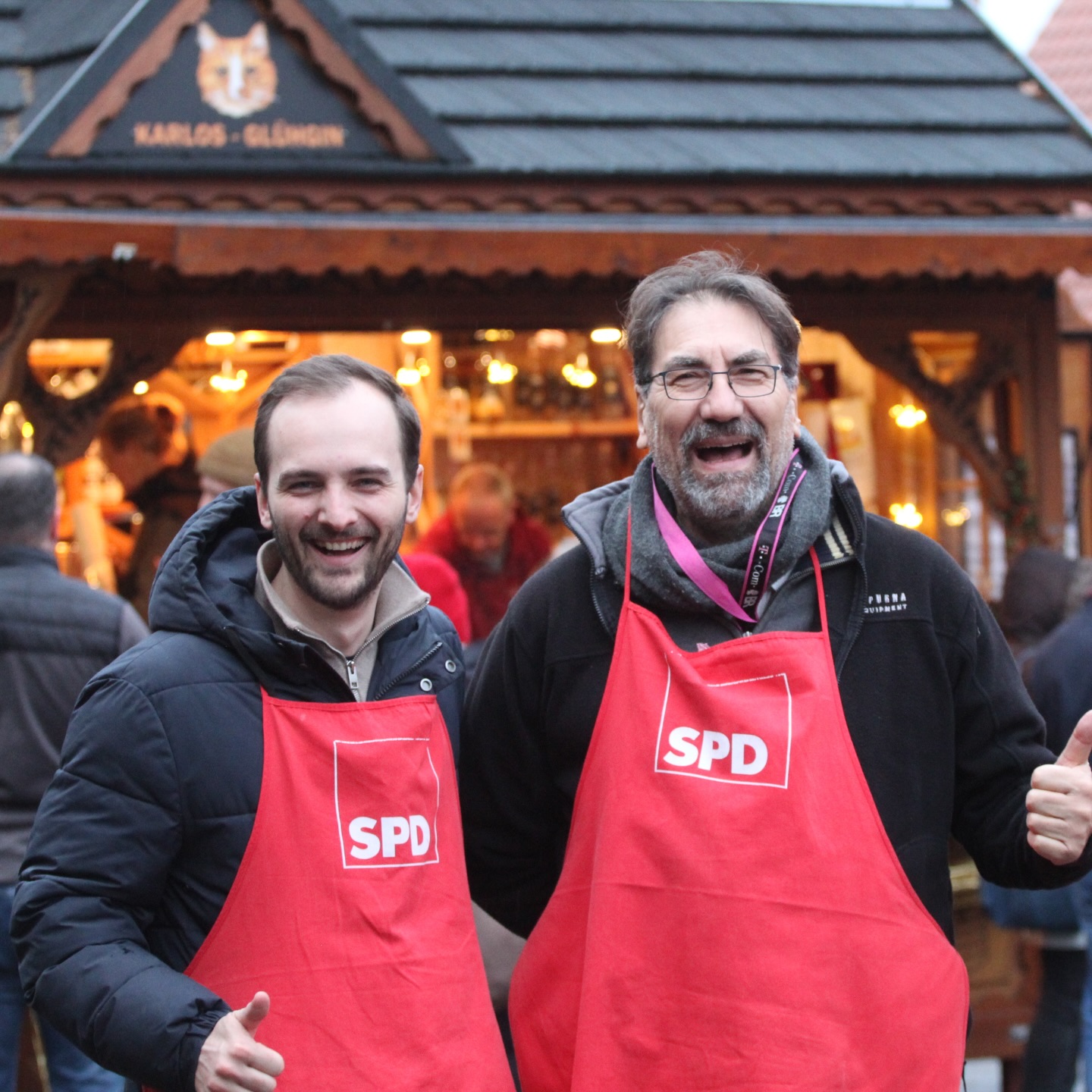 Wir sind definitiv nicht so durchgefroren wie im letzten Jahr, hatten aber mindestens genauso viel Spaß. Danke für den tollen Weihnachtsmarkt in Mittel-Gründau und einen schönen ersten Advent euch allen!🎄
Nach den Weihnachtsmärkten in Niedergründau, Breitenborn und Mittel-Gründau an diesem Wochenende, geht es nächste Woche Sonntag weiter in Lieblos 💪🏻👍
#Weihnachtsmarkt #Gründau