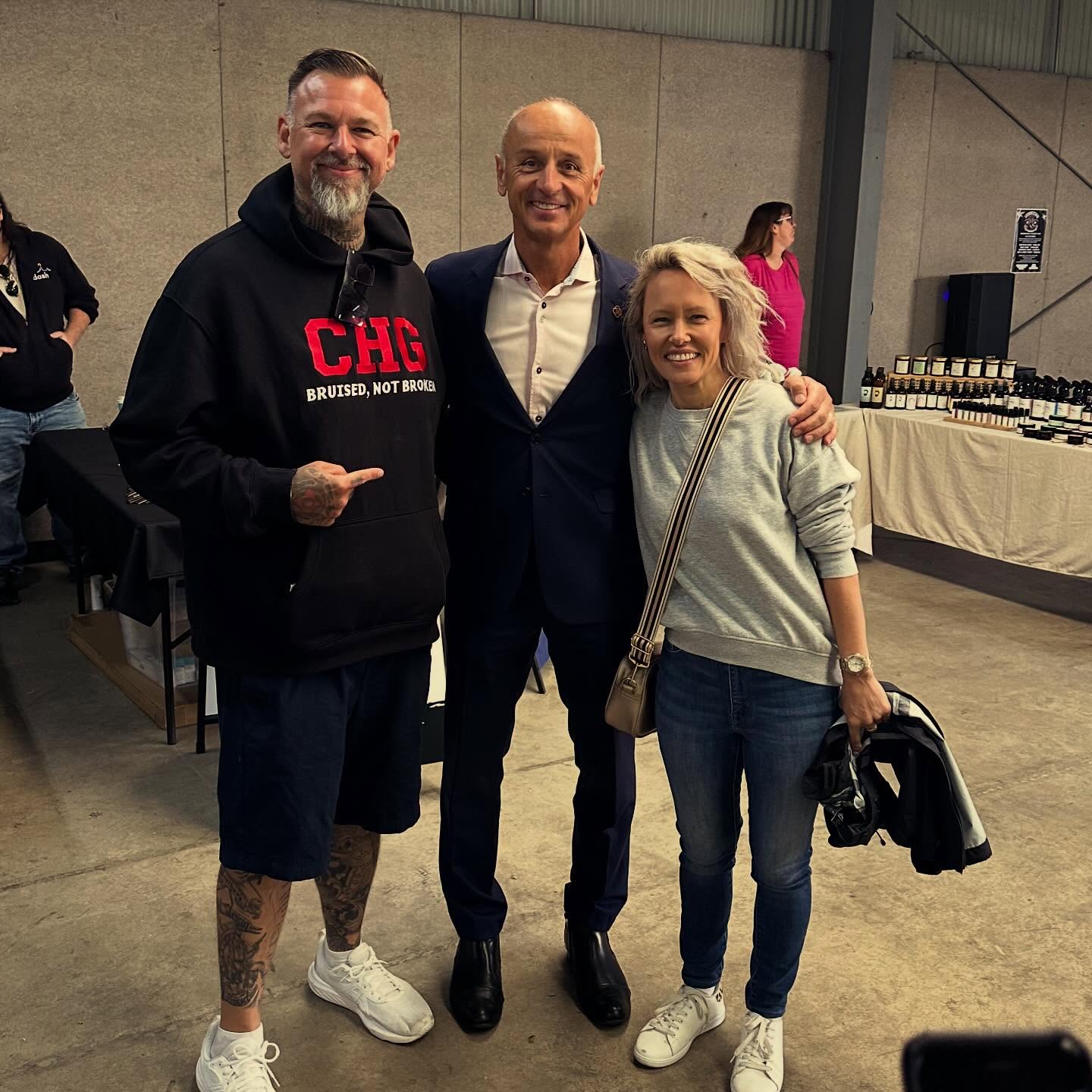 Fantastic day at the Geelong show grounds supporting @completehealthgeelong to raise awareness for men’s mental health.
Regardless of the rain it was a brilliant turnout! So many wonderful guest speakers with lived experience , lots of stalls, car/bikes on show, and some great bands with the crowd getting involved in doing the nutbush. Oh and, @iwalkformensmentalhealth walked all the way from Ballarat to Geelong, 90 kilometres in total💥💥💥
#mensmentalhealthawareness #mensmentalhealthawareness #trauma #traumarecovery #geelong