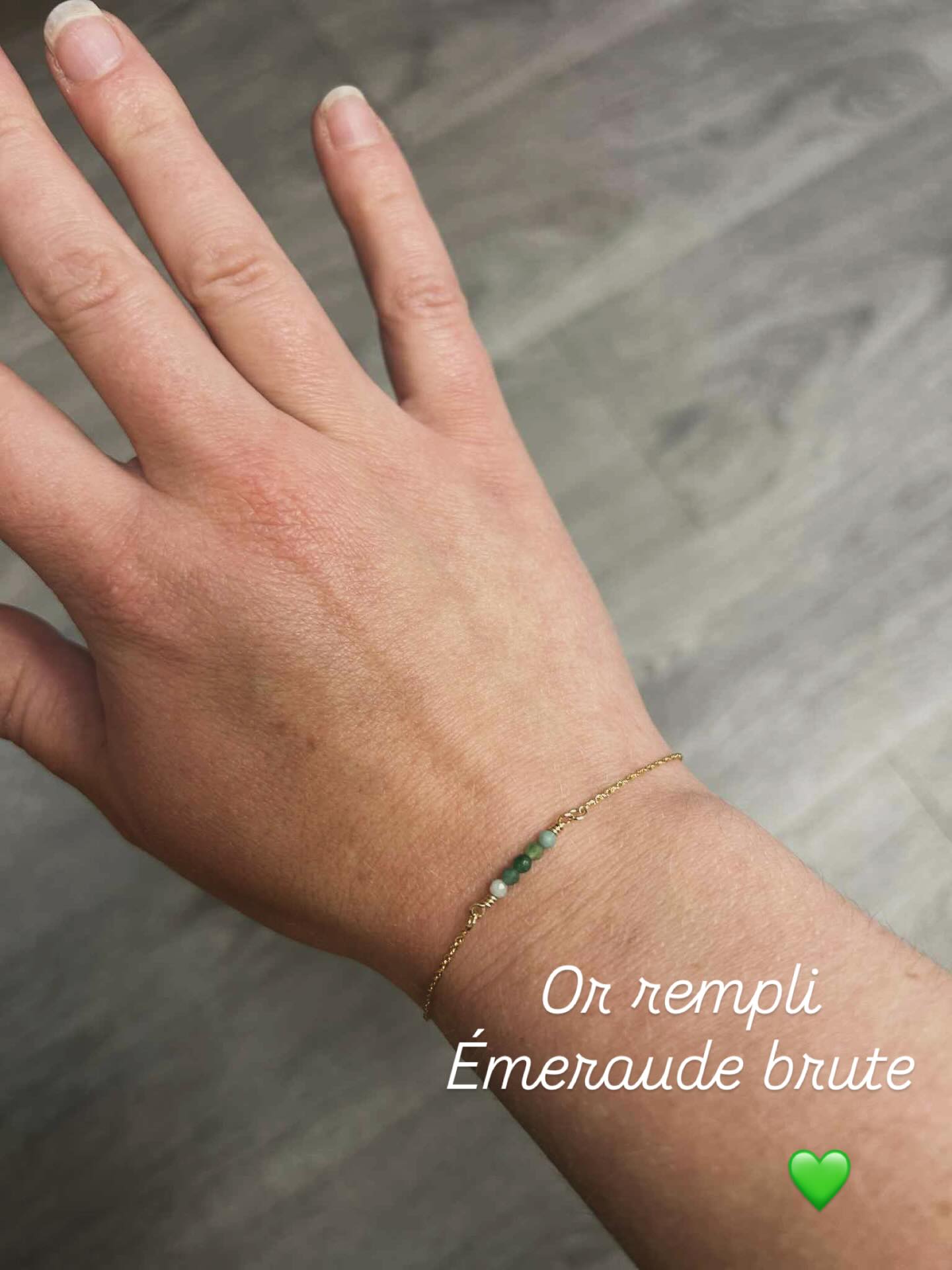 Bracelet soudé sans fermoir 💫
Chaîne délicate en or rempli, ornée de 5 pierres d’émeraude brute.
Un bijou discret, durable, et chargé de sens.
Merci à notre cliente pour sa confiance 💚
#Aprilya #BijouxSansFermoir #ÉmeraudeBrute #BijouxDurables #Charlevoix #permanentjewelry #permanentjewelryexperience #bracelet #bijoux