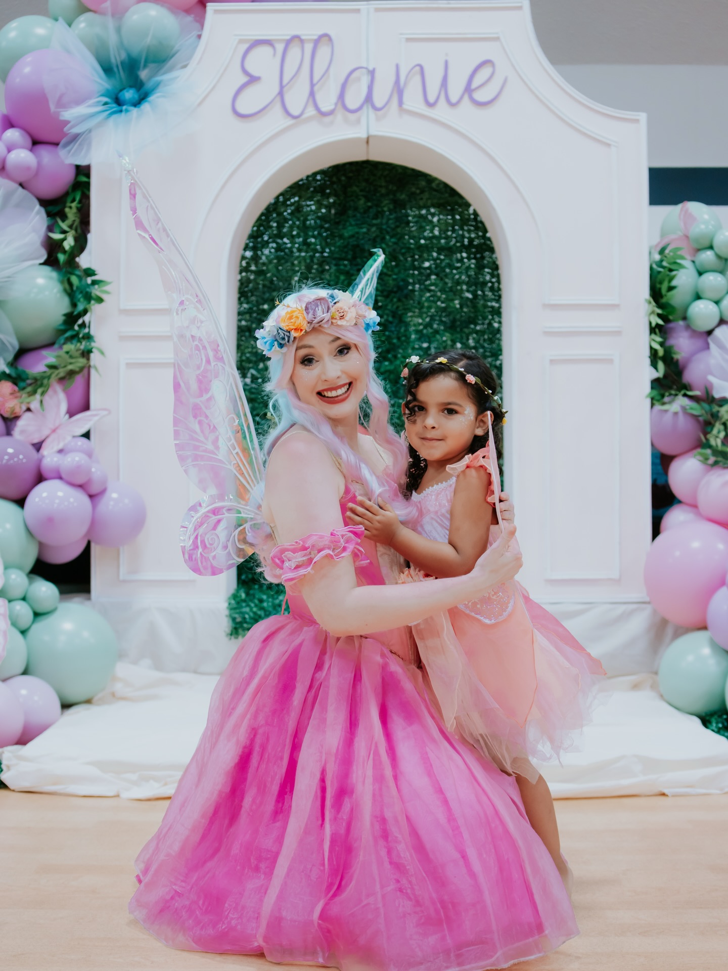 We love making wishes come true!! 🧚🏼♀️🌈✨
Planning a fairy party?! Invite one of our fairies to make it the most magical birthday of all!! ✨✨✨
.
.
.
#fairestofallparties #fairyparty #fairyfirstbirthday #houstonprincessparty #houstonkidsparty #houstoncharacters #houstonpartyrental #houstonpartyplanner #houstonmoms #kingwoodmoms #westuniversitymoms #cypressmomsnetwork #thingstodoinhouston