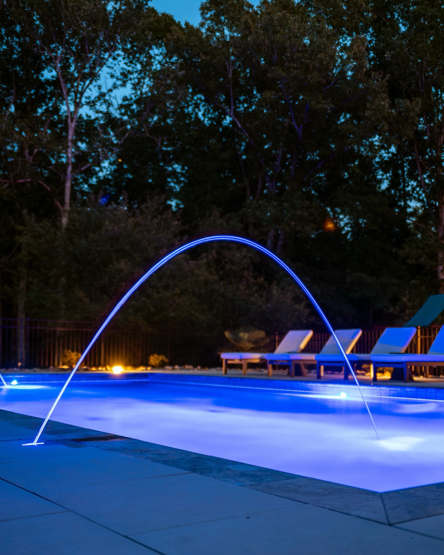 đ Pools hit different at night.
The right lighting doesnât just brighten a backyard â it transforms it. From soft glows to vibrant reflections, pool lighting adds atmosphere, depth, and a sense of luxury that makes every evening outdoors feel special.
Swipe through and see how lighting brings these spaces to life after sunsetâŚ
then tell us in the comments: Which nighttime look is your favorite? đŹâ¨
#LakeOconeeBuilder #RightAngleConstruction #LakeOconeePools #LuxuryBackyard #OutdoorLivingGA #PoolLightingDesign #BackyardOasis #LakeOconeeLiving #CustomPoolBuilder #CraftsmanshipMatters #LakeOconeeLifestyle #GreensboroGAHomes #LuxuryPoolDesign