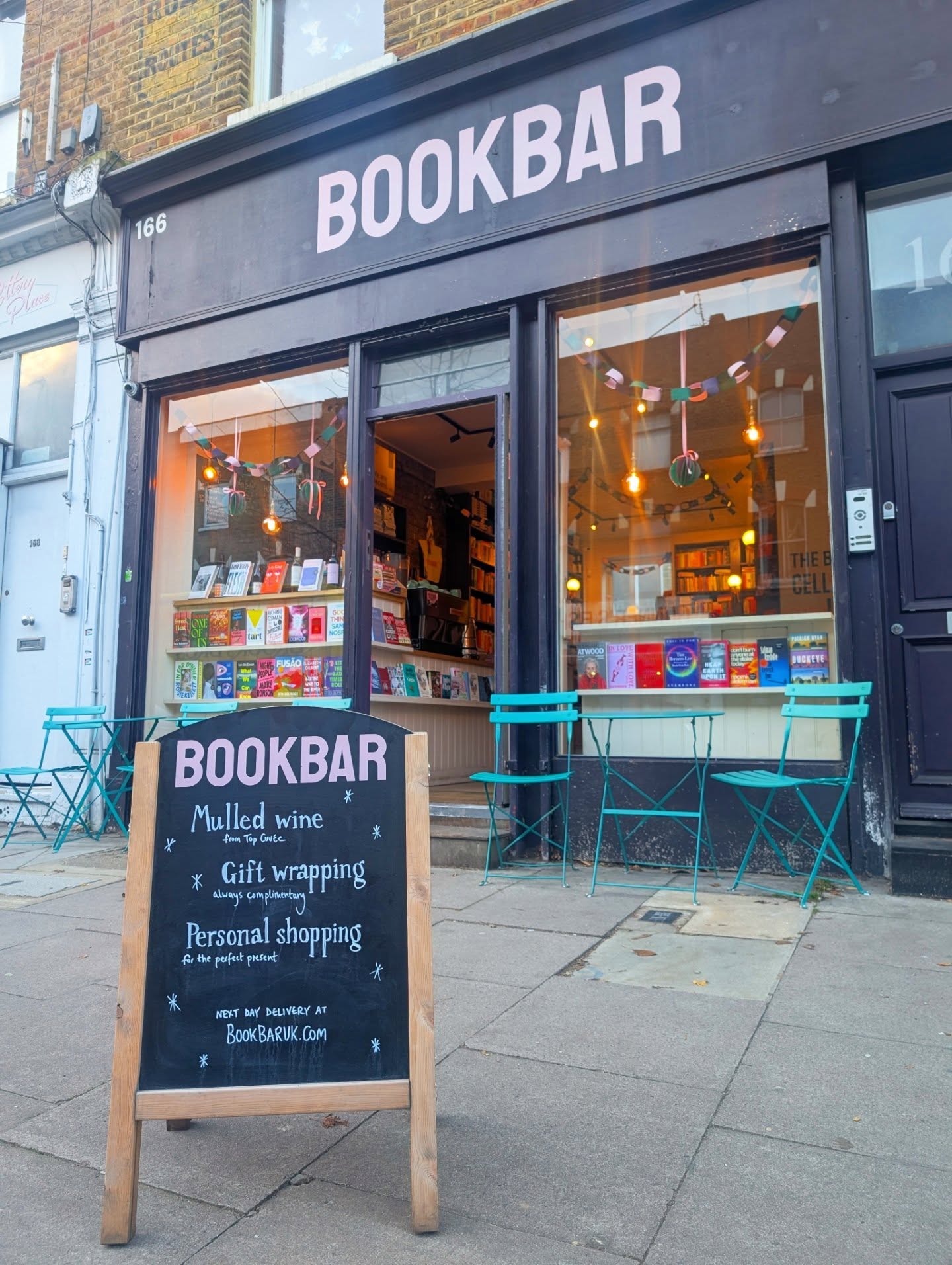 BookBar is open for sipping and shopping all week at both of our cosy locations. Our team are on hand to help you choose the best bookish gifts for your loved ones, wrapped beautifully at no additional cost, while you enjoy a glass of something delicious 📚🍷☕
Scroll for our festive opening hours, which differ from site to site. Save this post so you know what we're up to! We'll be serving mulled wine, coffee and our best book recs to see you through the festive season.
This week, we're open 7 days a week at both sites at our usually opening hours (Mon, Tues 10am-6pm; Wed-Sat 10am-9pm, Sun 11am-6pm) and then from next week we'll be opening at slightly different times:
BookBar Islington:
Mon 22nd Dec - 10am-6pm
Tues 23rd Dec - 10am-6pm
Wed 24th Dec - 10am-4pm
Thurs 25th Dec - closed
Fri 26th Dec - closed
Sat 27th Dec - closed
Sun 28th Dec - closed
Mon 29th Dec - closed
Tues 30th Dec - 11am-5pm
Wed 31st Dec - 11am-5pm
Thurs 1st Jan - closed
Fri 2nd Jan - 10am-9pm
Sat 3rd Jan - 10am-9pm
Sun 4th Jan - 11am-6pm
And back to normal!
BookBar Chelsea:
Mon 22nd Dec - 10am-6pm
Tues 23rd Dec - 10am-6pm
Wed 24th Dec - 10am-4pm
Thurs 25th Dec - closed
Fri 26th Dec - closed
Sat 27th Dec - 11am-5pm
Sun 28th Dec - 11am-5pm
Mon 29th Dec - 11am-5pm
Tues 30th Dec - 11am-5pm
Wed 31st Dec - 11am-5pm
Thurs 1st Jan - closed
Fri 2nd Jan - 10am-6pm
Sat 3rd Jan - 10am-6pm
Sun 4th Jan - 11am-6pm
And then back to normal!
