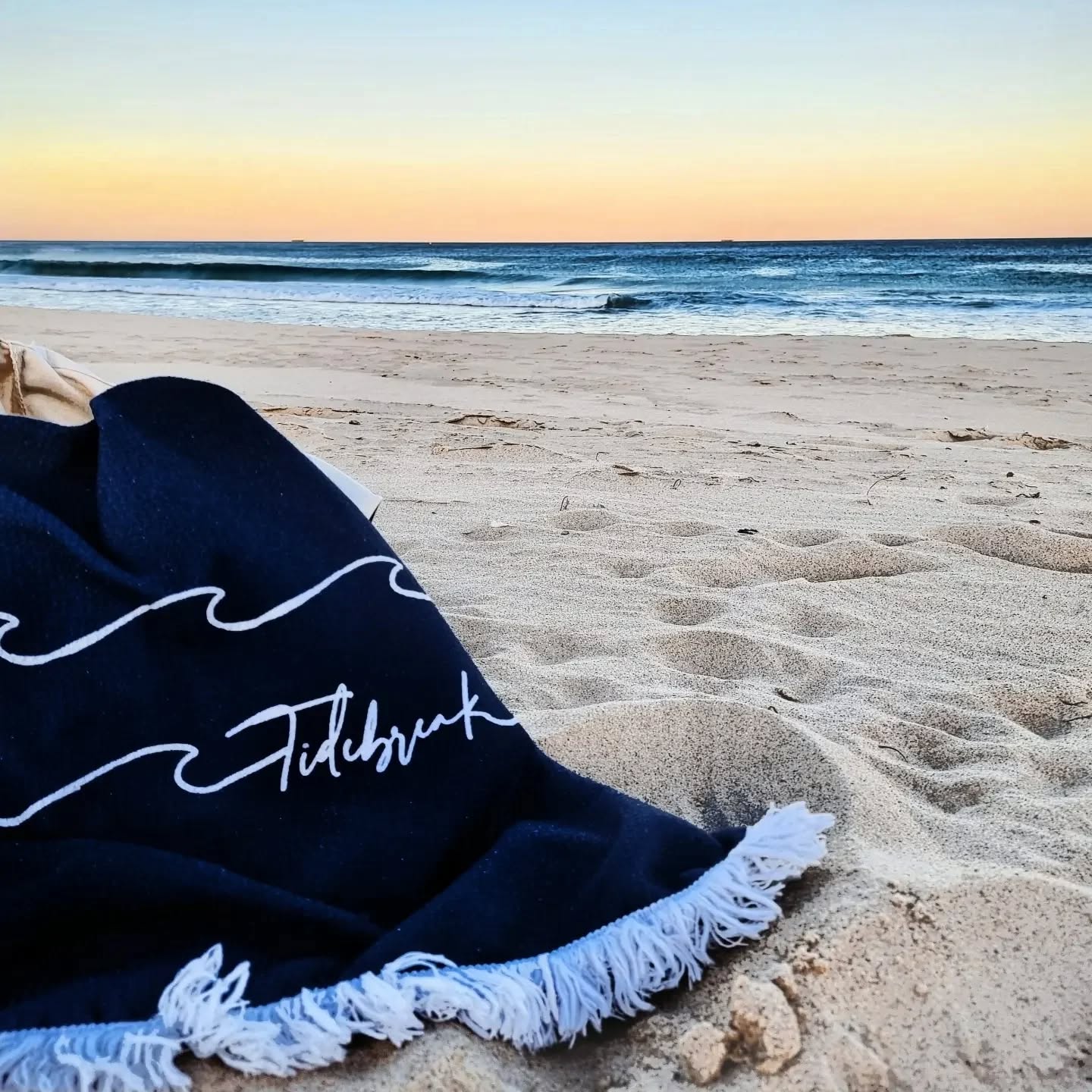We missed those summer sunsets โ๏ธ
๐๐ผ๐บ๐ฒ ๐ผ๐ณ ๐๐ต๐ฒ ๐ช๐ฒ๐ถ๐ด๐ต๐๐ฒ๐ฑ ๐๐ฒ๐ฎ๐ฐ๐ต ๐ง๐ผ๐๐ฒ๐น
แดกแดษชษขสแดแดแด
สแดแดแดสแดแดแดกแดส.แดแดแด
@tidebreaktowels
#weightedbeachtowel
โhello@weightedbeachtowel.com