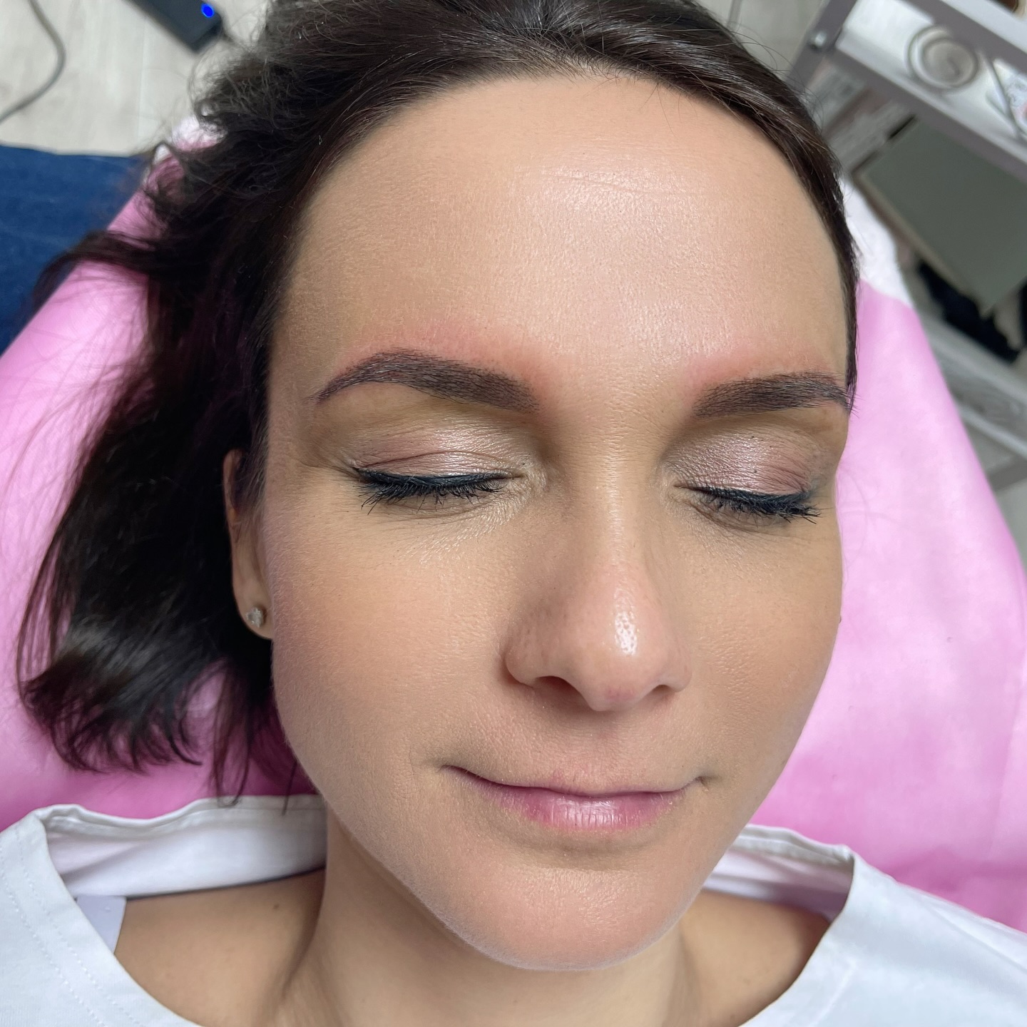 Brow glow‑up alert ✨
From old pigment to fresh perfection — our PMU eyebrow cover‑up brings back natural shape, color, and confidence 🌿💖. Say goodbye to uneven tones and hello to beautifully defined brows that look effortless every day.
📍 Sofia, Bulgaria — your destination for flawless semi‑permanent brows.
#PMUBrows #EyebrowCoverUp #PermanentMakeupSofia #SofiaBrows #NaturalBrows BrowCorrection SemiPermanentMakeup EyebrowTransformation BeautyInSofia SofiaBeauty BrowsOnPoint WakeUpWithBrows EffortlessBeauty SoftAndNatural EyebrowGoals SofiaBulgaria BeautyEnhancement ConfidenceInEveryStroke BrowGlowUp SofiaStyle BrowsThatWow