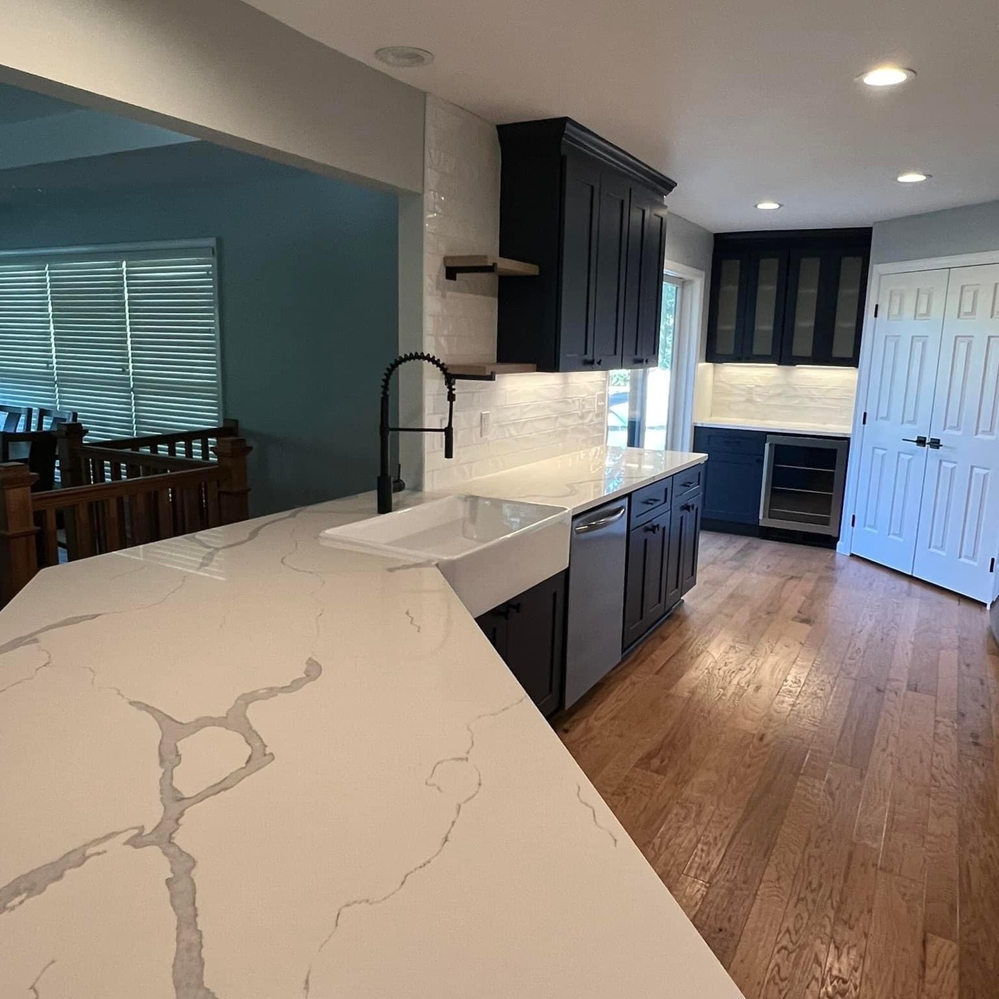 "Why settle for ordinary when you can have extraordinary? MGM Stone Creations brings Lexington homeowners custom countertops that wow."
👉 #LexingtonKYCountertops #MGMStoneLexington #LexingtonKitchenDesign #LuxuryCountertopsKY #CustomStoneKY #LexingtonRenovation #LexingtonKY #QuartzCountertops #KitchenGoalsLexington #HomeStyleKY