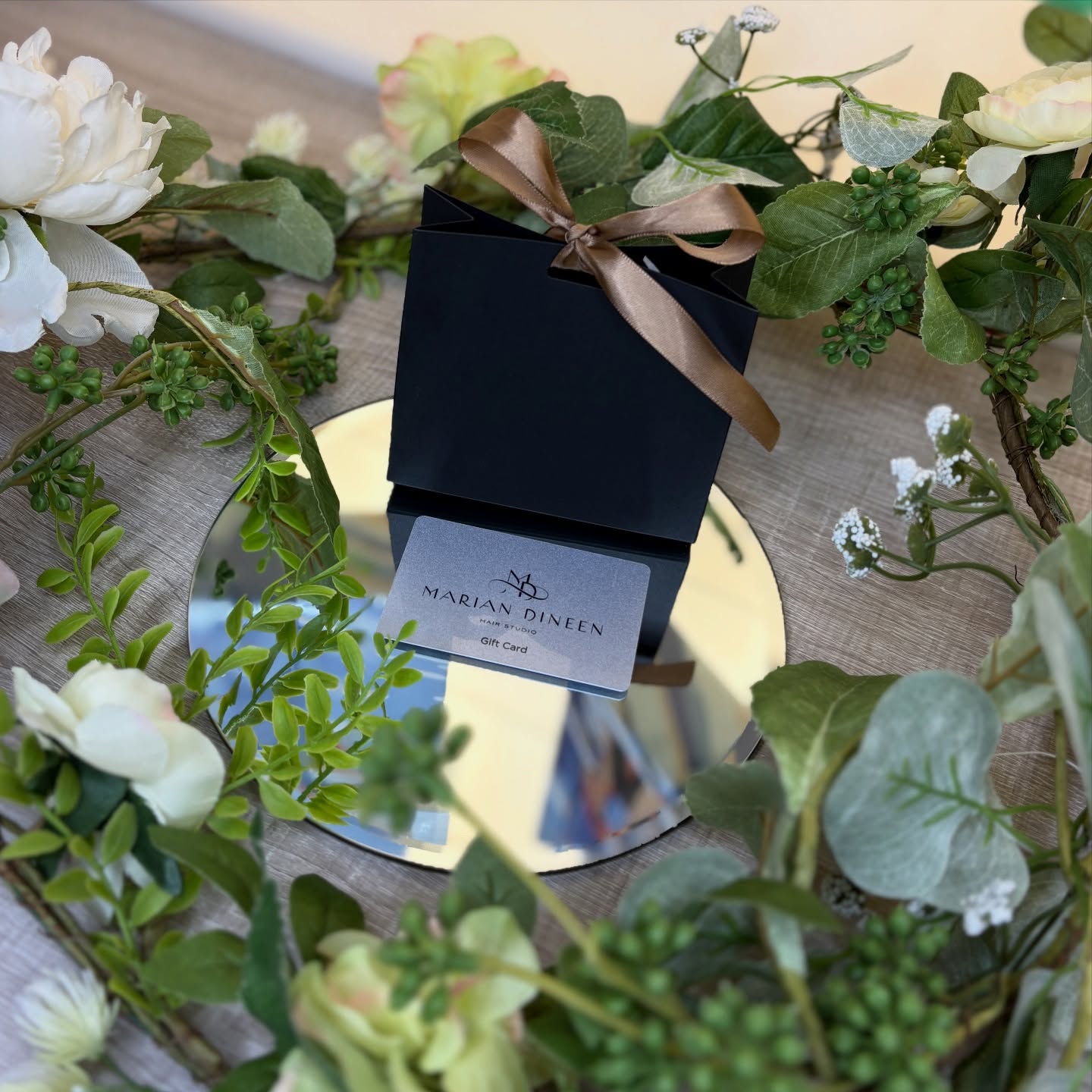 Style, thoughtfulness, and a touch of magic, all wrapped up in one perfect gift 🎁 #giftvoucher #hairdresser #hairstylist