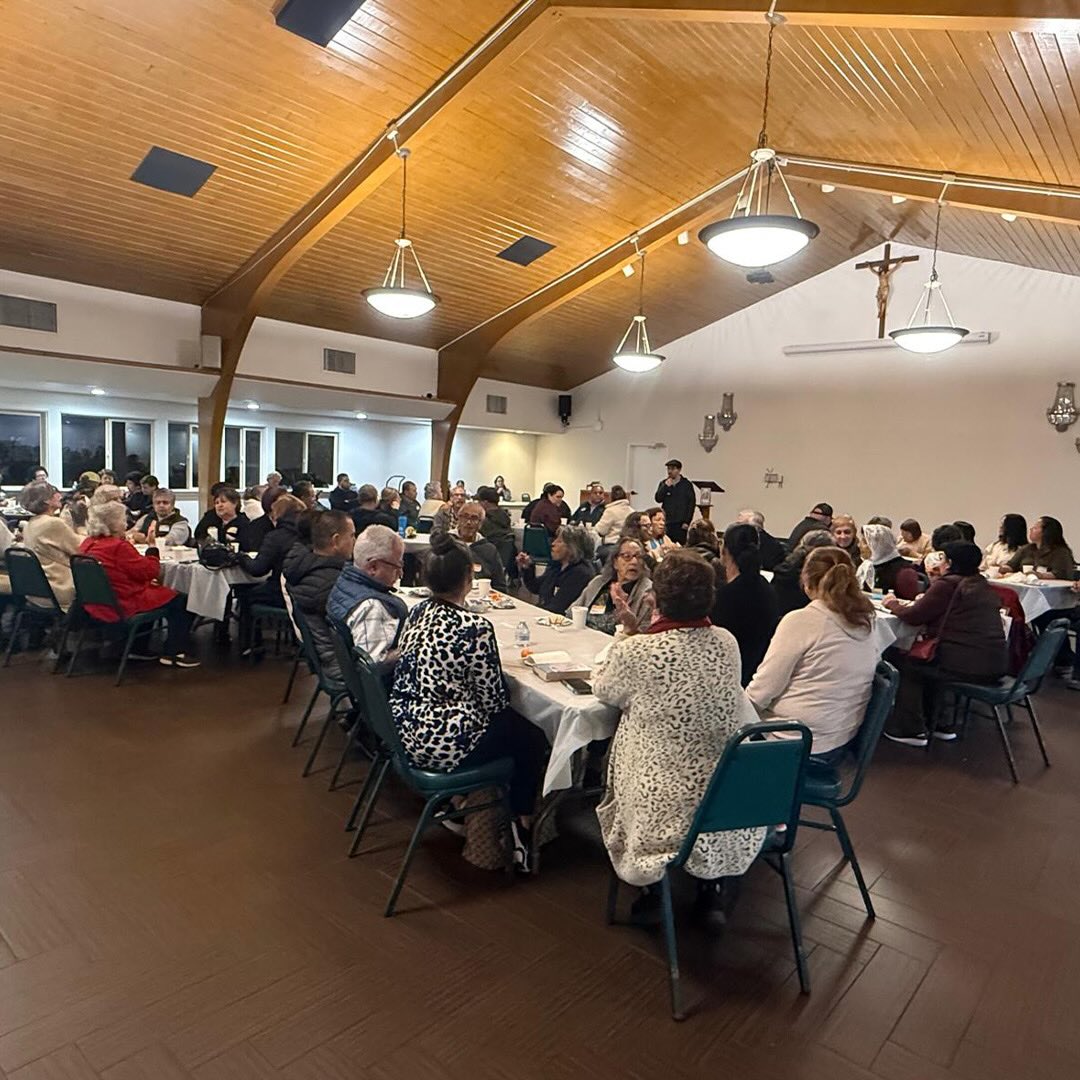 This Monday Fr. Gustavo hosted a fellowship after the 8am and 5pm Mass. A fun way to connect as a community through food and board games.